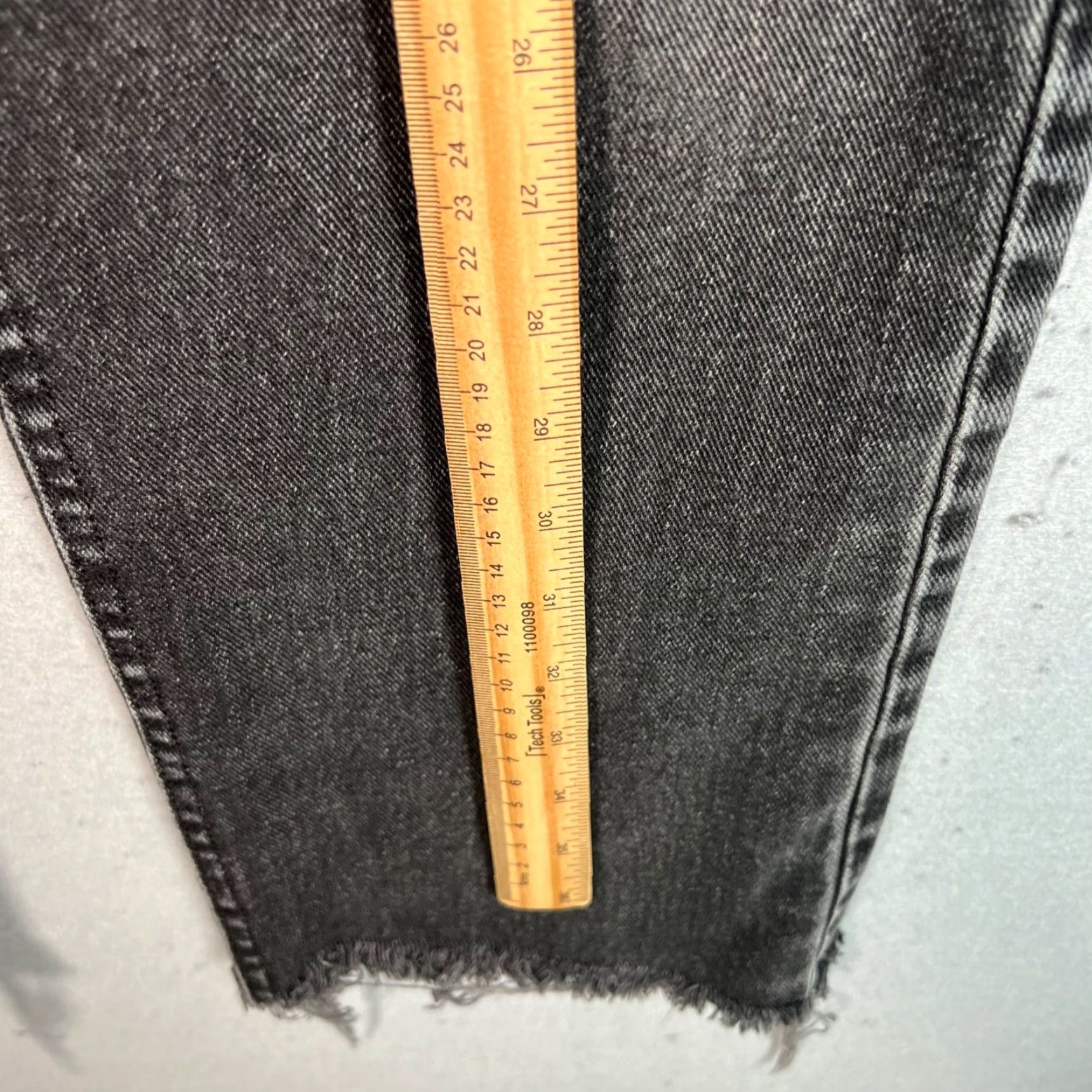 Lee Lee Mens Black Denim Jeans Straight Leg 5-Pocket Size 33 x 34 Regular Inseam 28" Cotton Blend Vintage: No Size US 33 - 6 Thumbnail