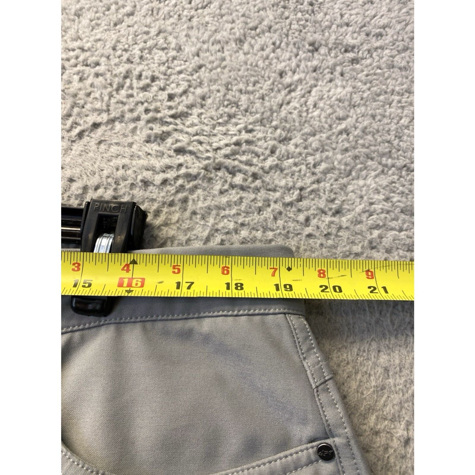 Vintage Greg Norman Men's Ultimate 5-Pocket Clubhouse Golf Pants ML75 38x32 Gray/129-15 Size US 38 / EU 54 - 7 Thumbnail