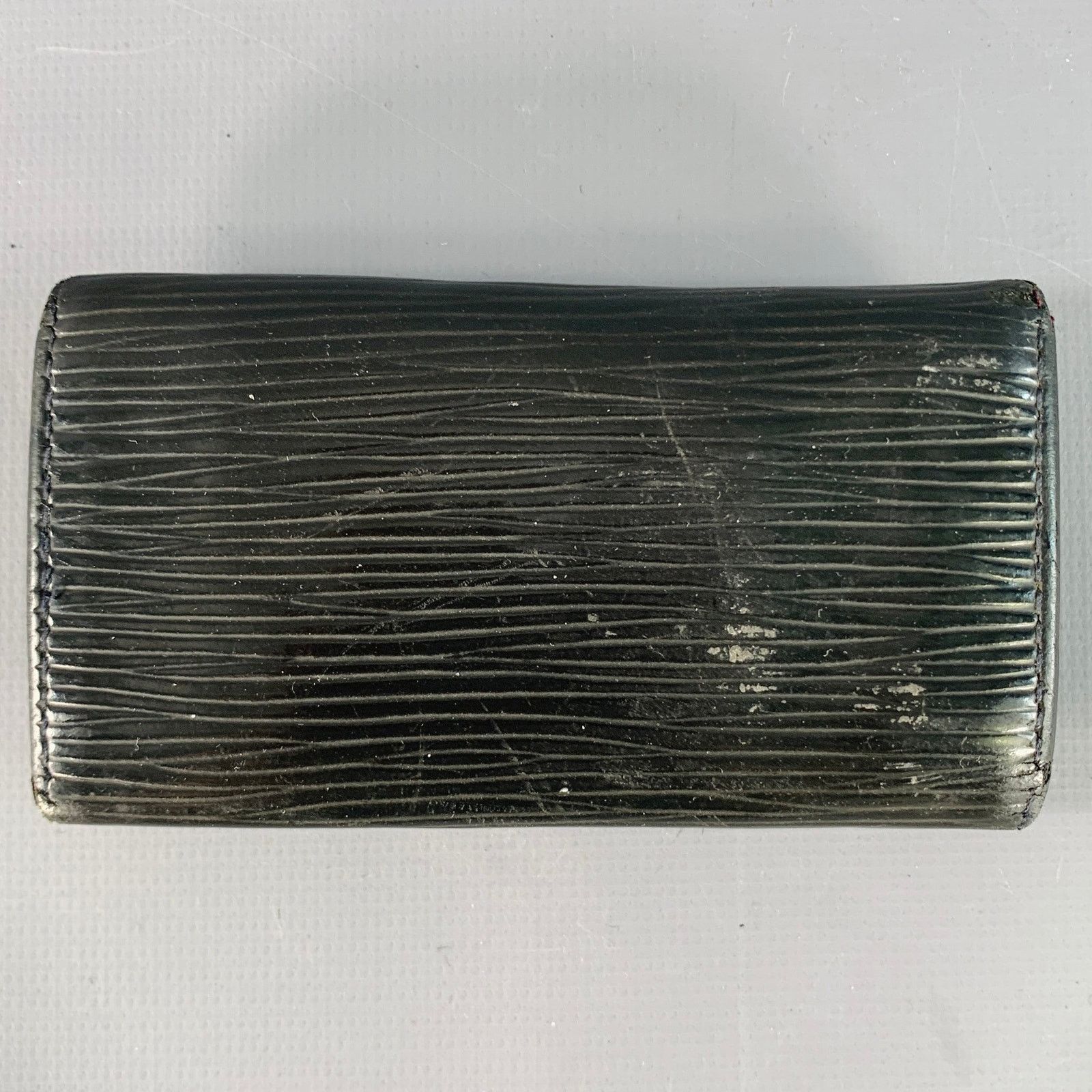 Louis Vuitton LOUIS VUITTON Black Epi Leather Four Ring Key Holder Size ONE SIZE - 2 Thumbnail