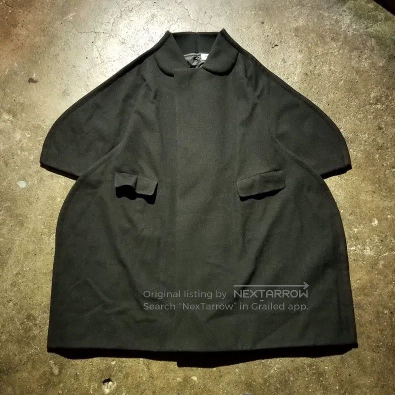 Comme des Garcons Comme des Garcons Black Anime-Inspired Design Top Size S / US 4 / IT 40 - 4 Thumbnail