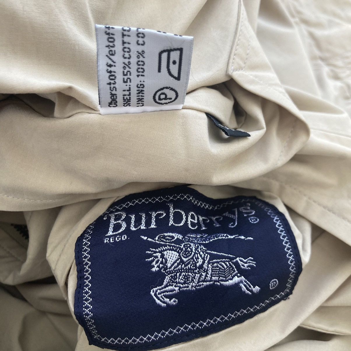 Burberry VINTAGE BURBERRY NOVA CHECK REVERSIBLE JACKET Size US XL / EU 56 / 4 - 17 Thumbnail
