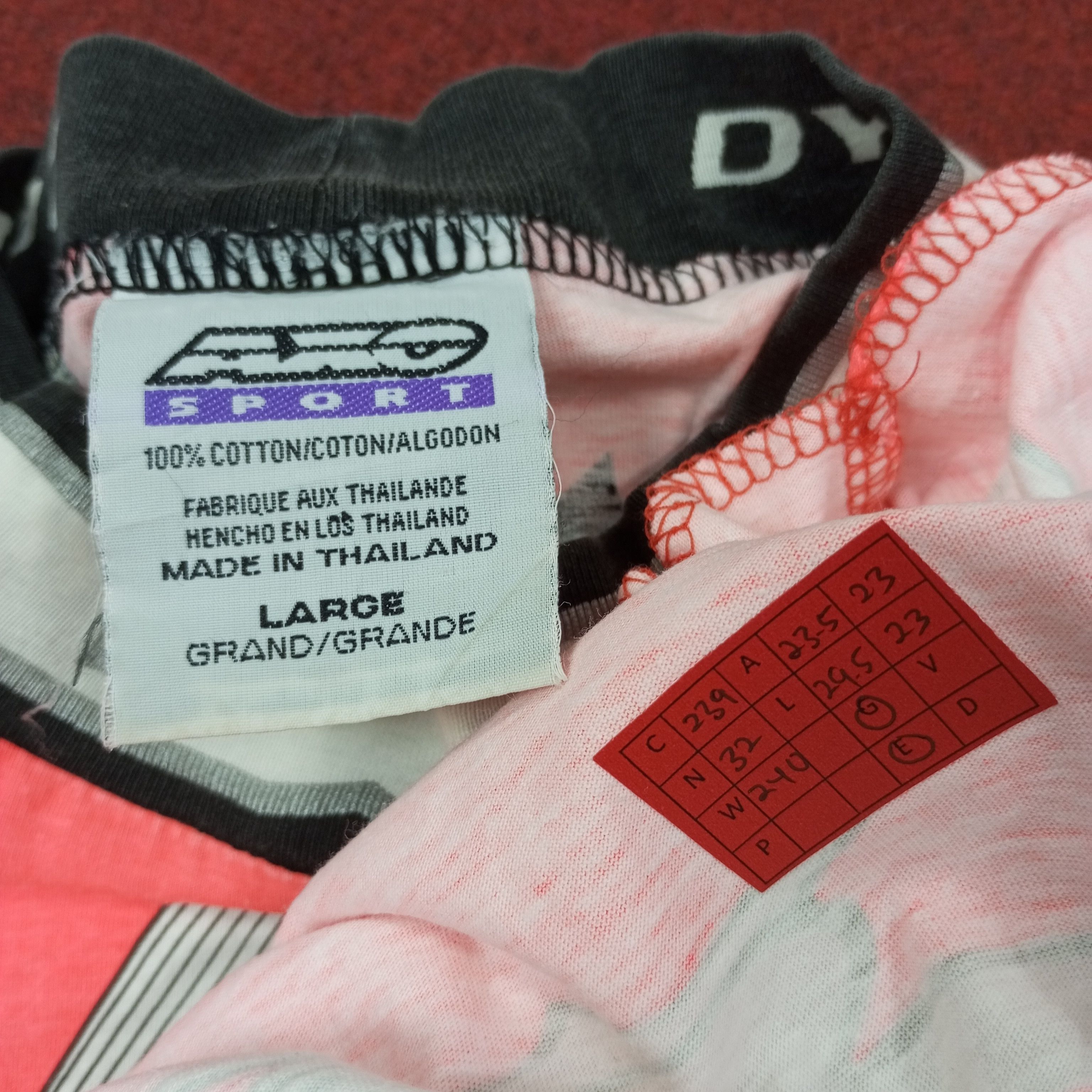 Vintage Axo Sport Motocross Racing Style Tshirt c239n32 Size US XL / EU 56 / 4 - 8 Thumbnail