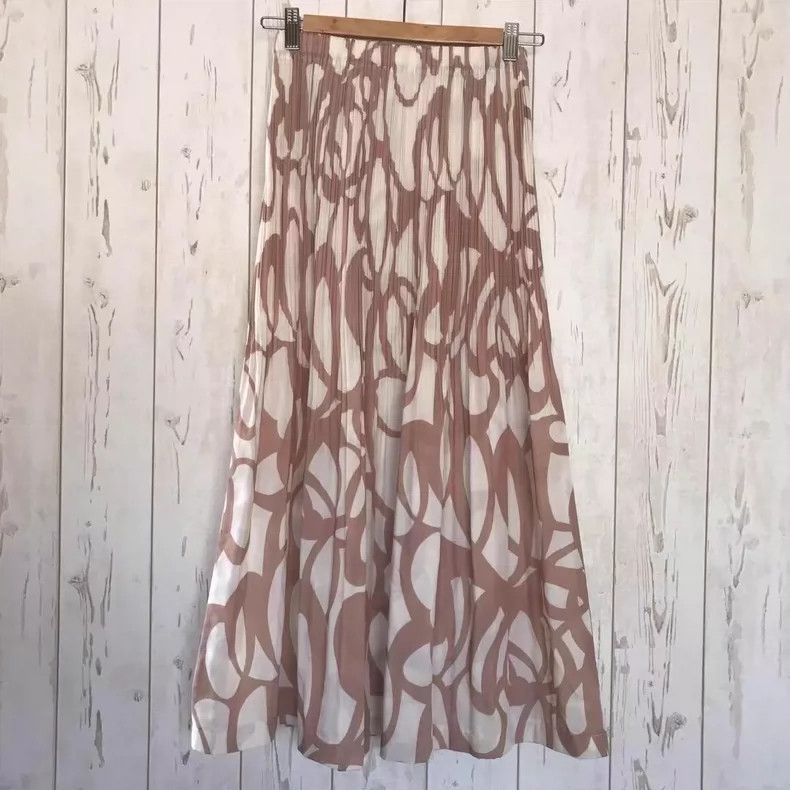 Issey Miyake Issey Miyake size:2 A vintage skirt with a brown main line Size 32" / US 10 / IT 46 - 1 Thumbnail