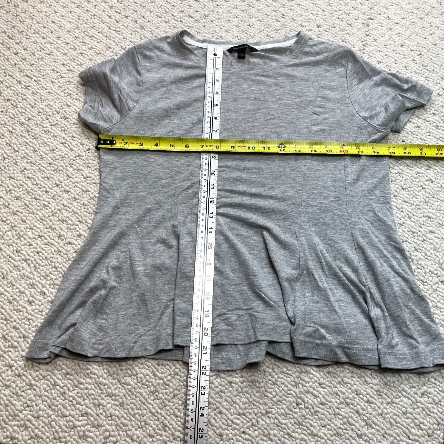 Banana Republic VINTAGE Banana Republic Shirt Womens Medium Gray Threadsoft Modal Short Sleeve Tee Size M / US 6-8 / IT 42-44 - 3 Thumbnail