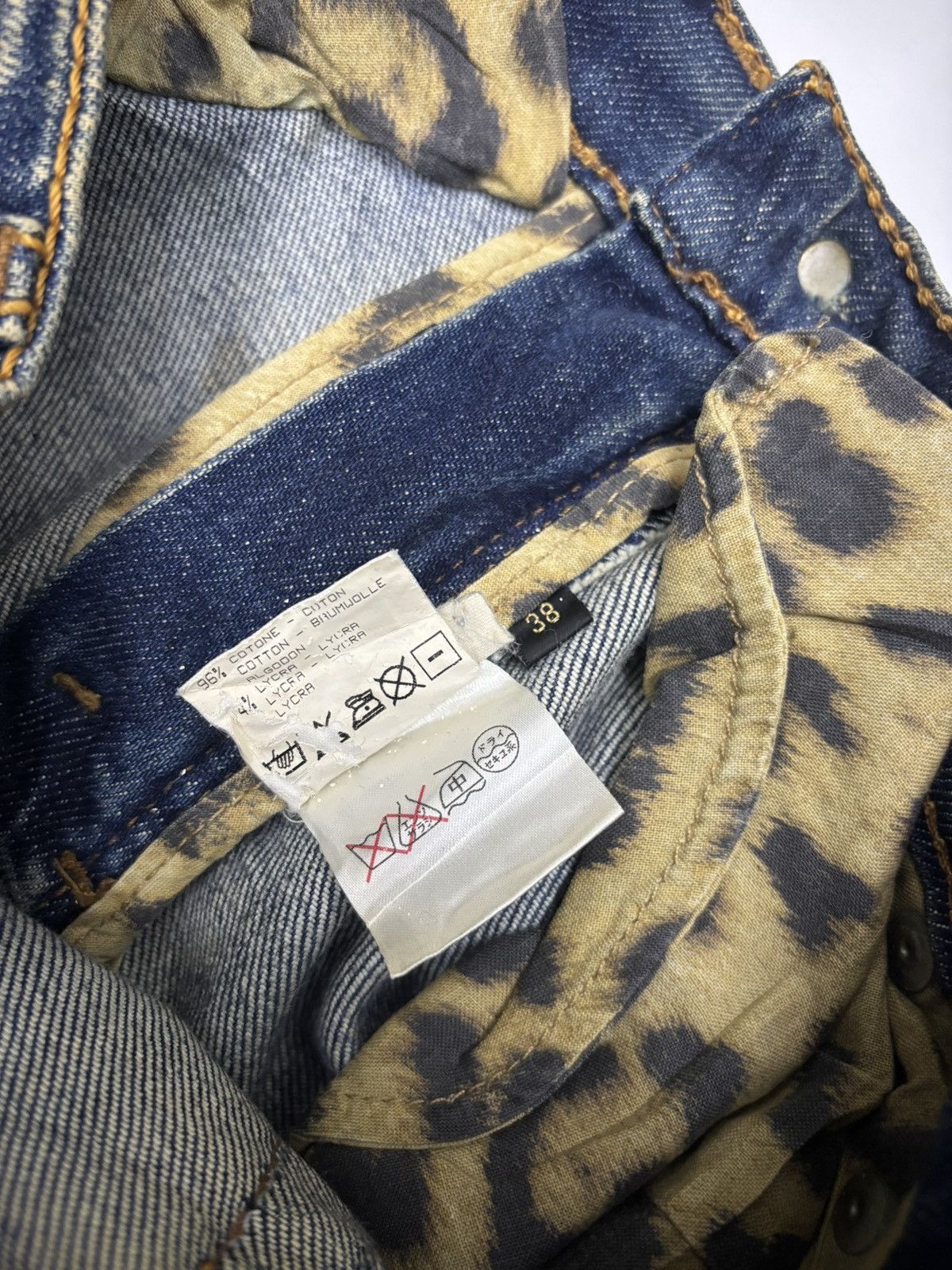 Just Cavalli × Roberto Cavalli ROBERTO CAVALLI LEOPARD DISTRESSED FLARE JEANS Size 29" - 12 Thumbnail