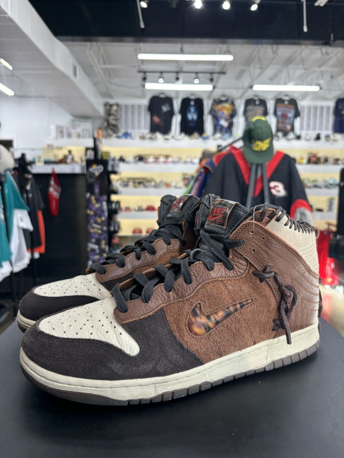 Bodega × Nike Nike Dunk High Bodega Legend Fauna Brown Sz. 12 (2020) Size US 12 / EU 45 - 1 Thumbnail