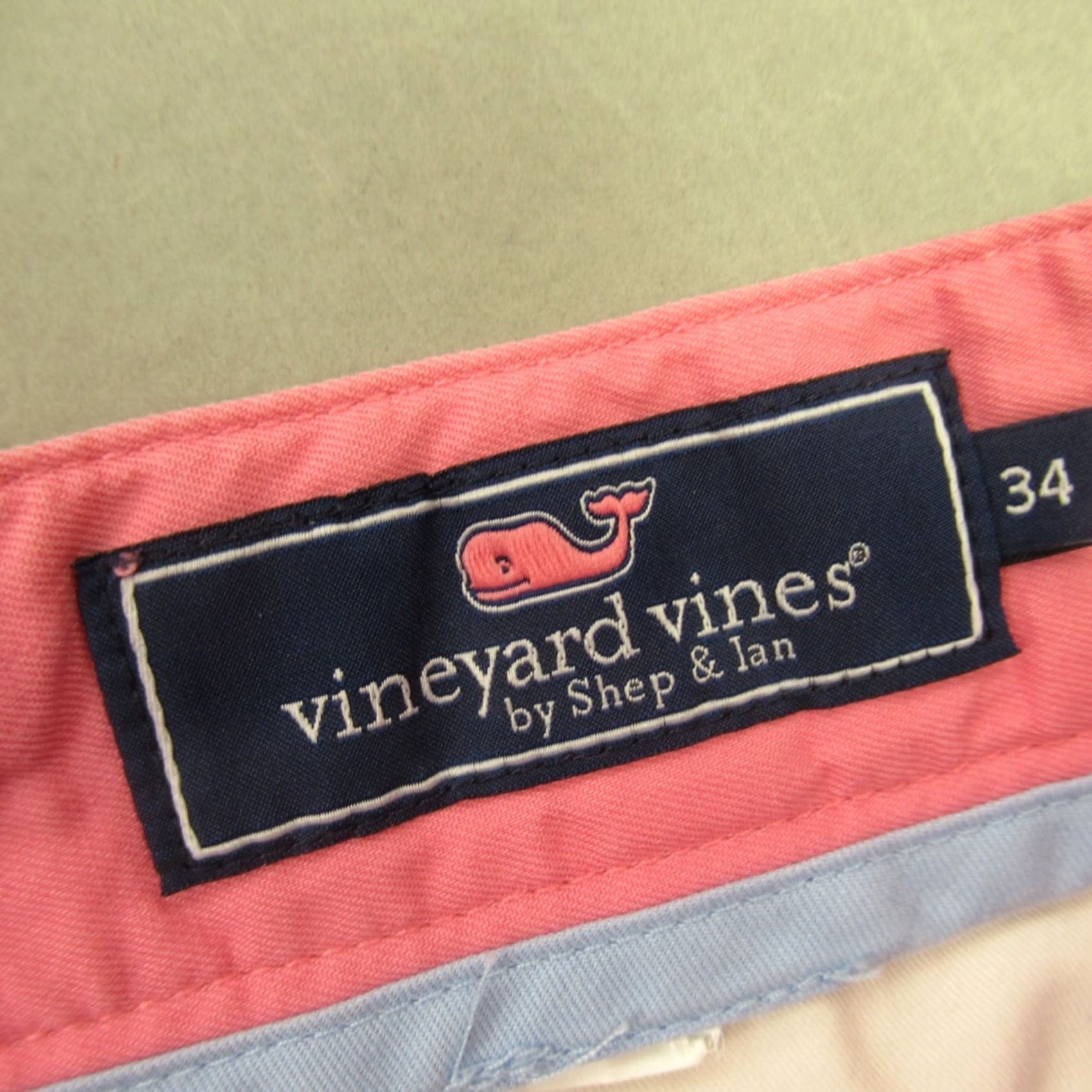 Vineyard Vines Vineyard Vines Shorts Mens 34 Pockets Button Lightweight Chino Outdoors Pink Size US 34 / EU 50 - 3 Thumbnail