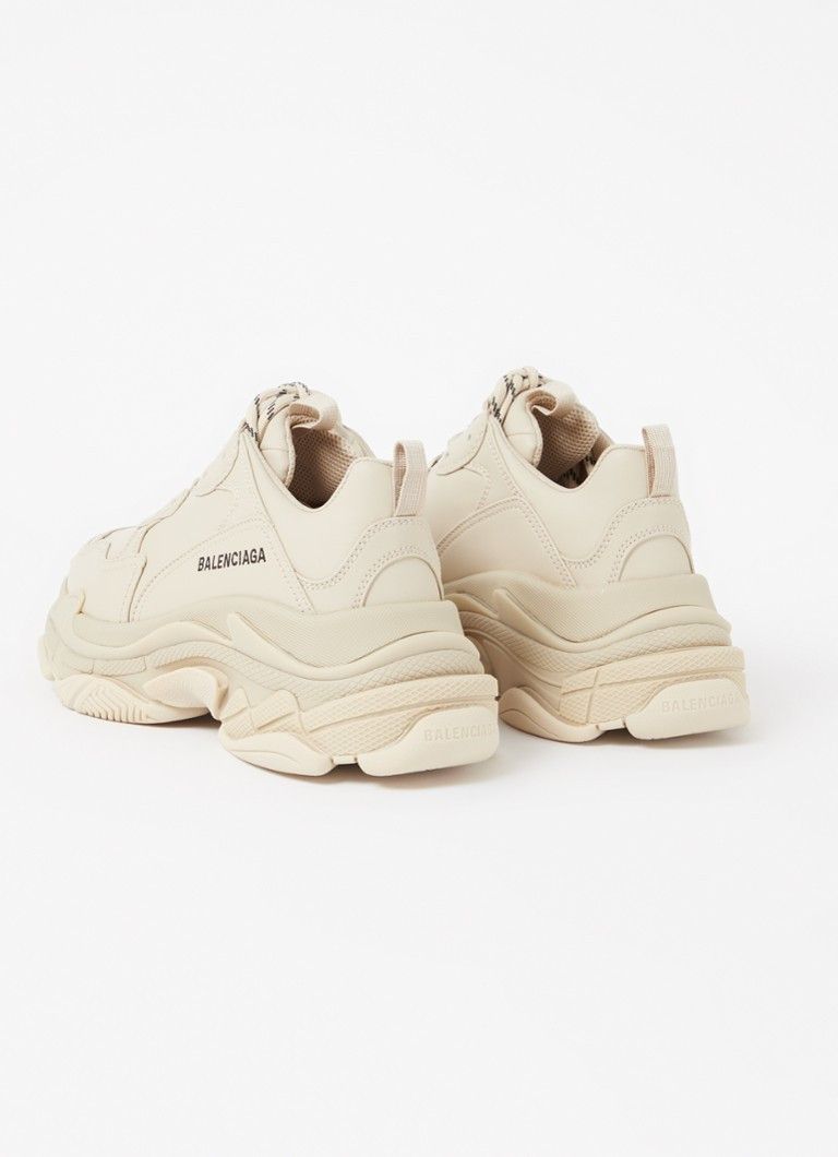 o1mt1gz0824 Triple S Sneakers in Beige