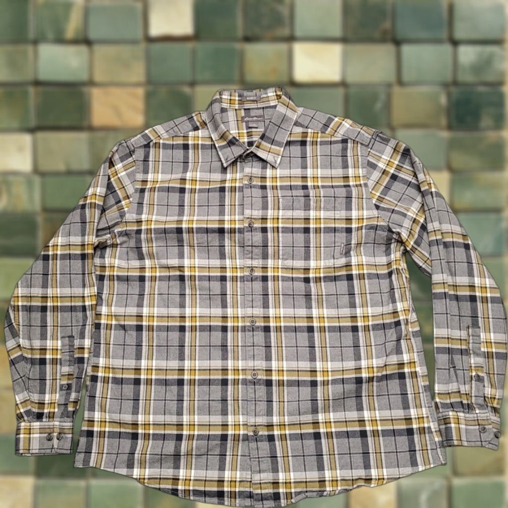 Eddie Bauer Eddie Bauer Shirt Men XL Relaxed Fit Plaid Flannel Long Sleeve Button Up Outdoor Size US XL / EU 56 / 4 - 1 Thumbnail