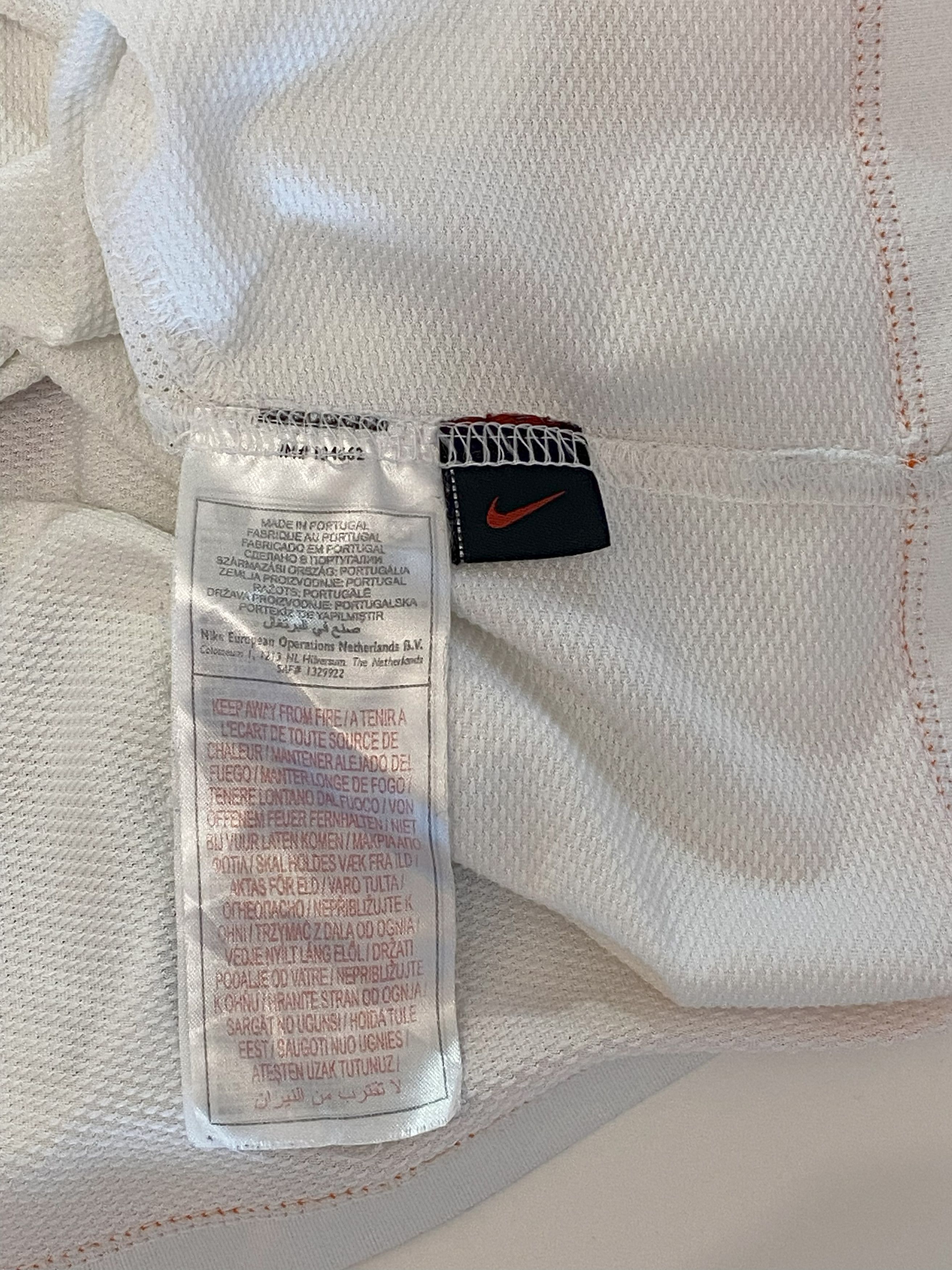 Nike Joaquin Valencia Cf Spain 2006/07 Home Jersey M Nike Size US M / EU 48-50 / 2 - 11 Thumbnail