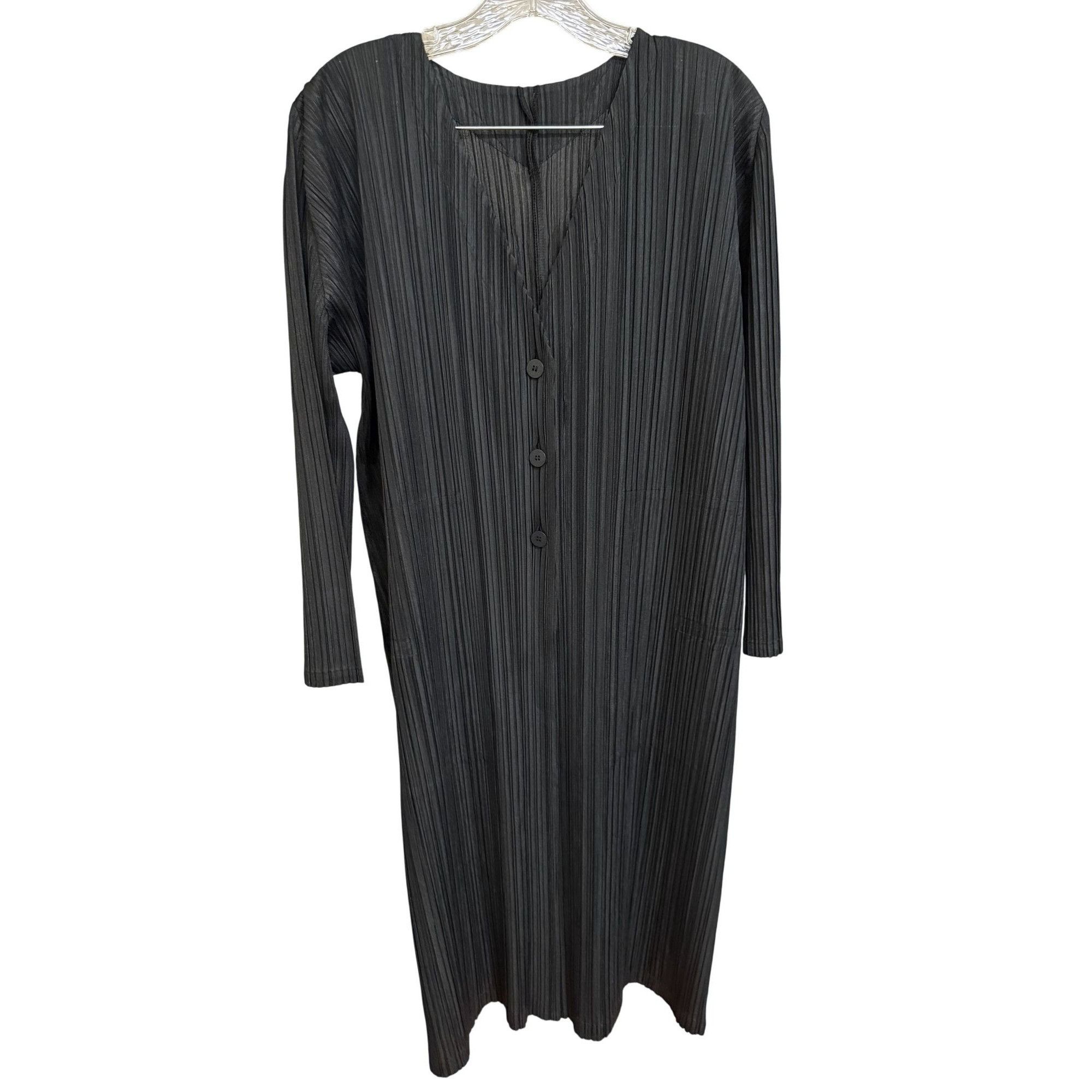 Issey Miyake Pleats Please Issey Miyake Black Long-Sleeve Button-Front Pl Size M / US 6-8 / IT 42-44 - 1 Thumbnail