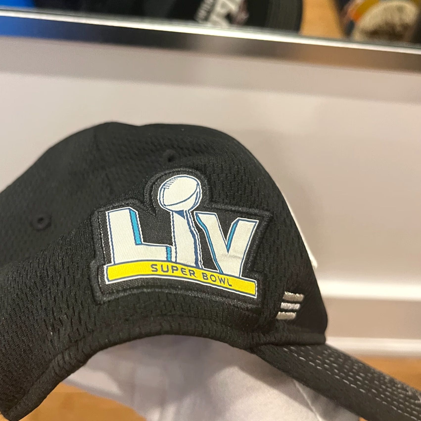 New Era VINTAGE New Era Tampa Bay Bucaneers Champions Snapback Hat Baseball Cap Mens One Size Black 90s Football Super Bowl Championship Size ONE SIZE - 4 Thumbnail