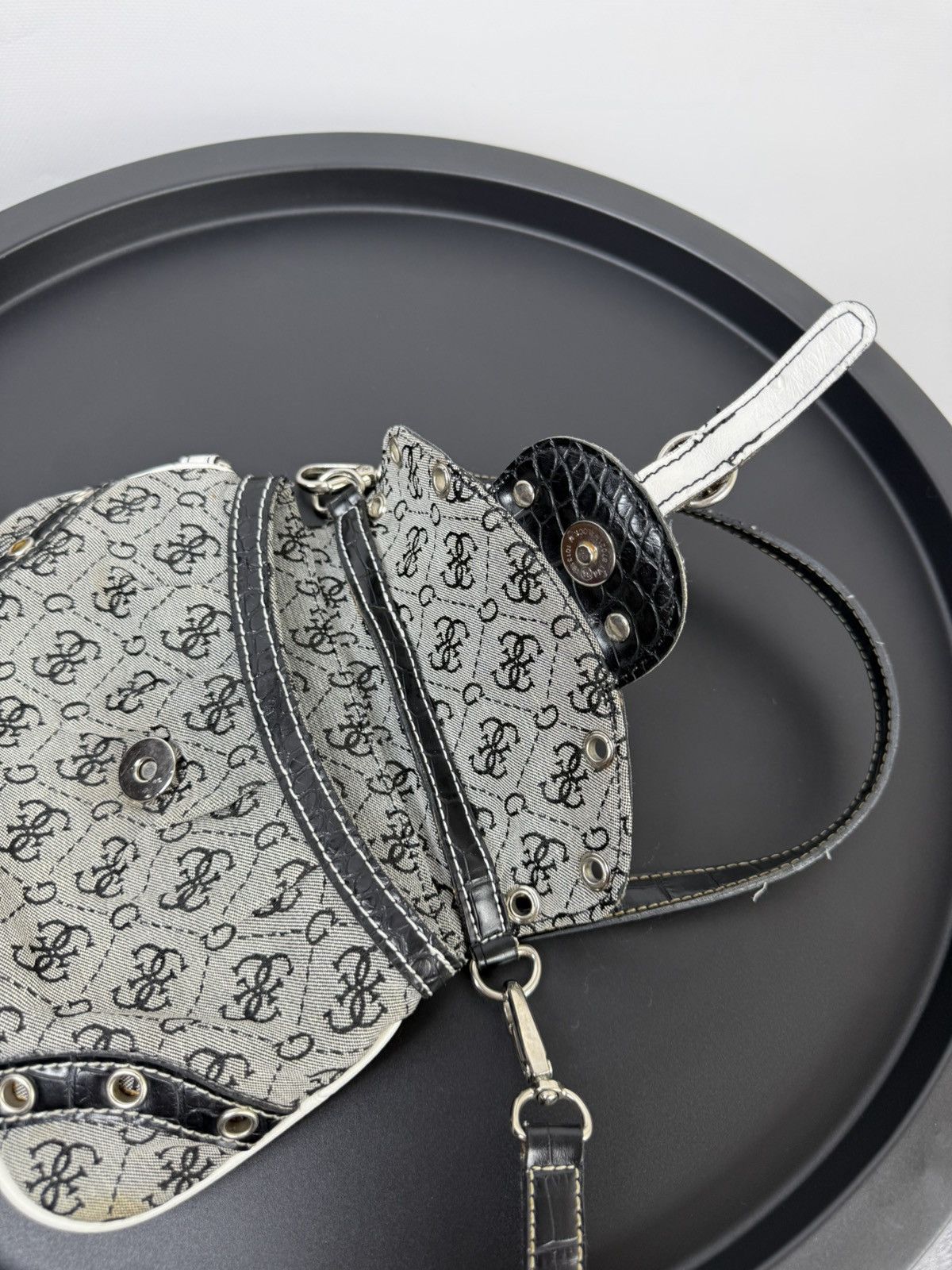 Guess Guess VNTG Y2K Monogram Mini Shoulder Bag Messenger Size ONE SIZE - 10 Thumbnail