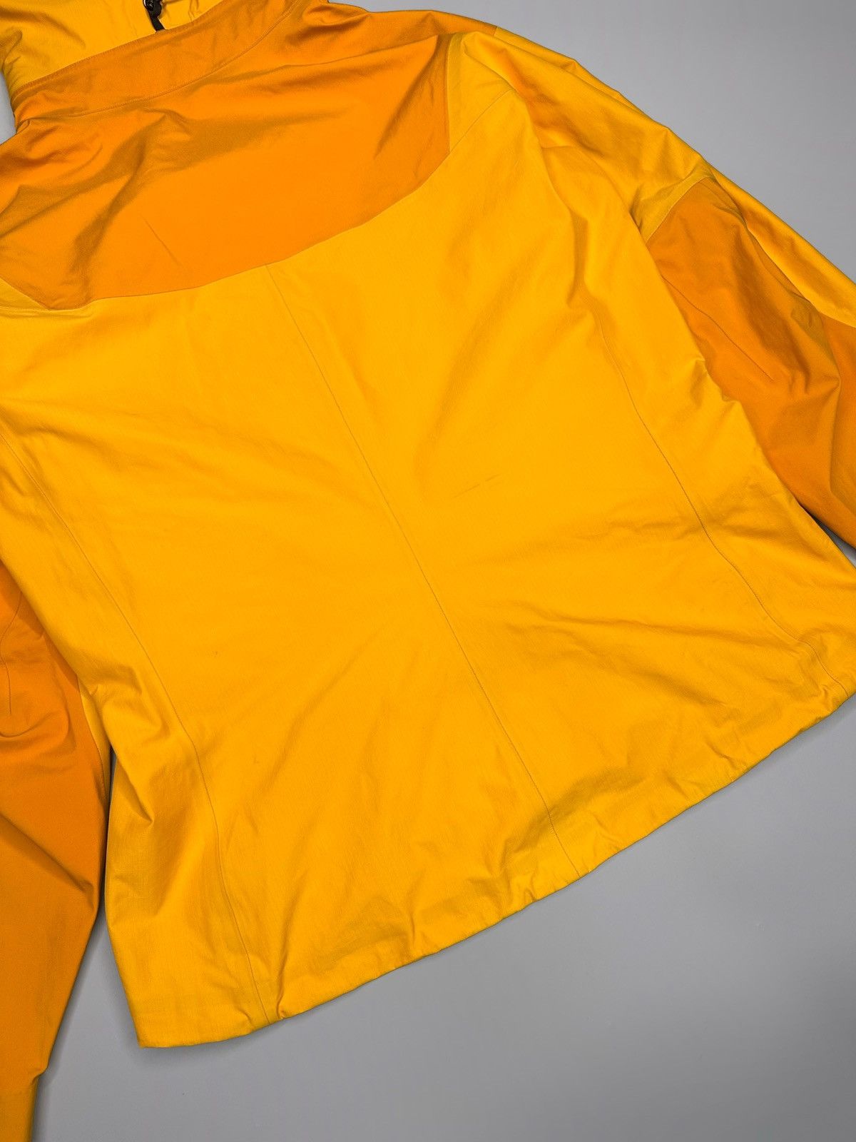 Arc'teryx Arc’teryx Orange Gore-Tex Jacket Gorpcore Outdoor Size L / US 10 / IT 46 - 13 Thumbnail