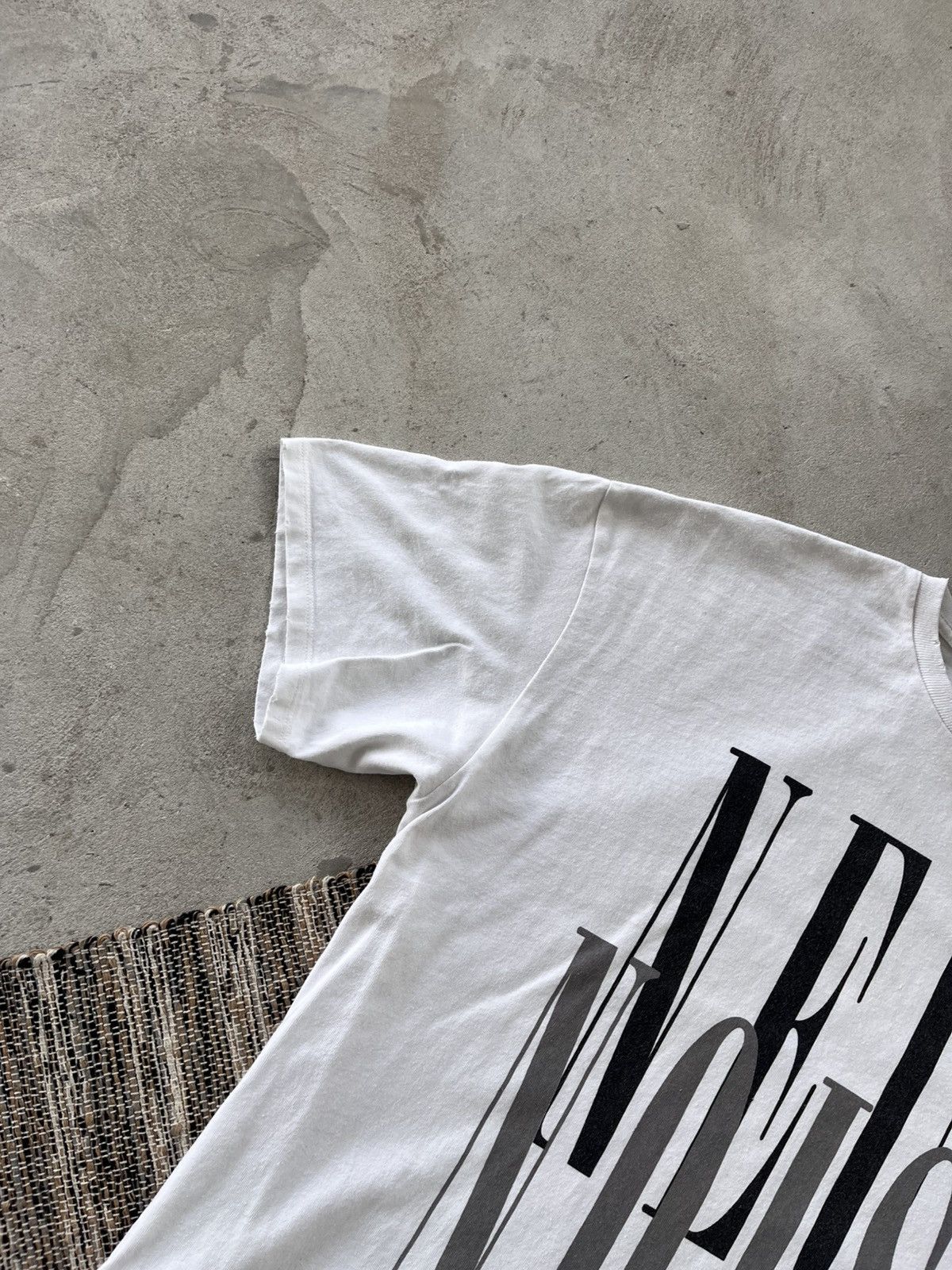 Allsaints Vintage AllSaints White TShirt Avantgarde Big logo Y2K Size US L / EU 52-54 / 3 - 2 Thumbnail