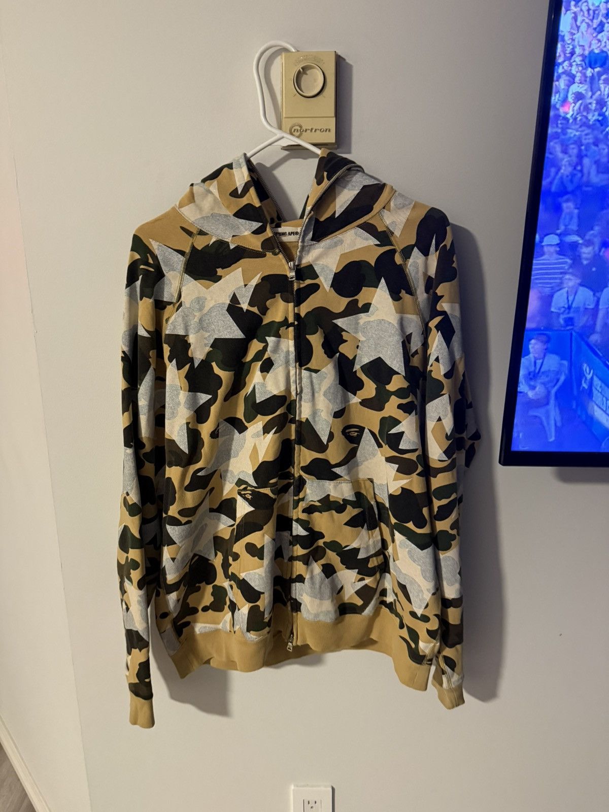 Bape Bape 2000s Nigo Hoodie Size US L / EU 52-54 / 3 - 2 Thumbnail