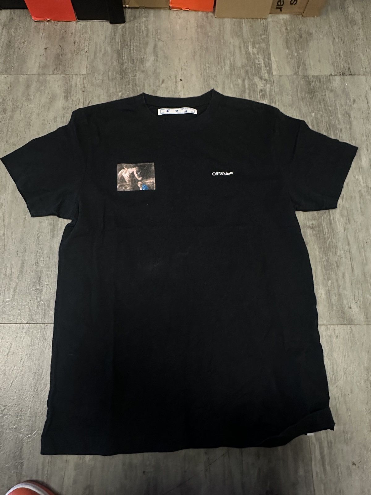 image of Off White Arrow Logo Black Large T-Shirt. Preowned, Men's