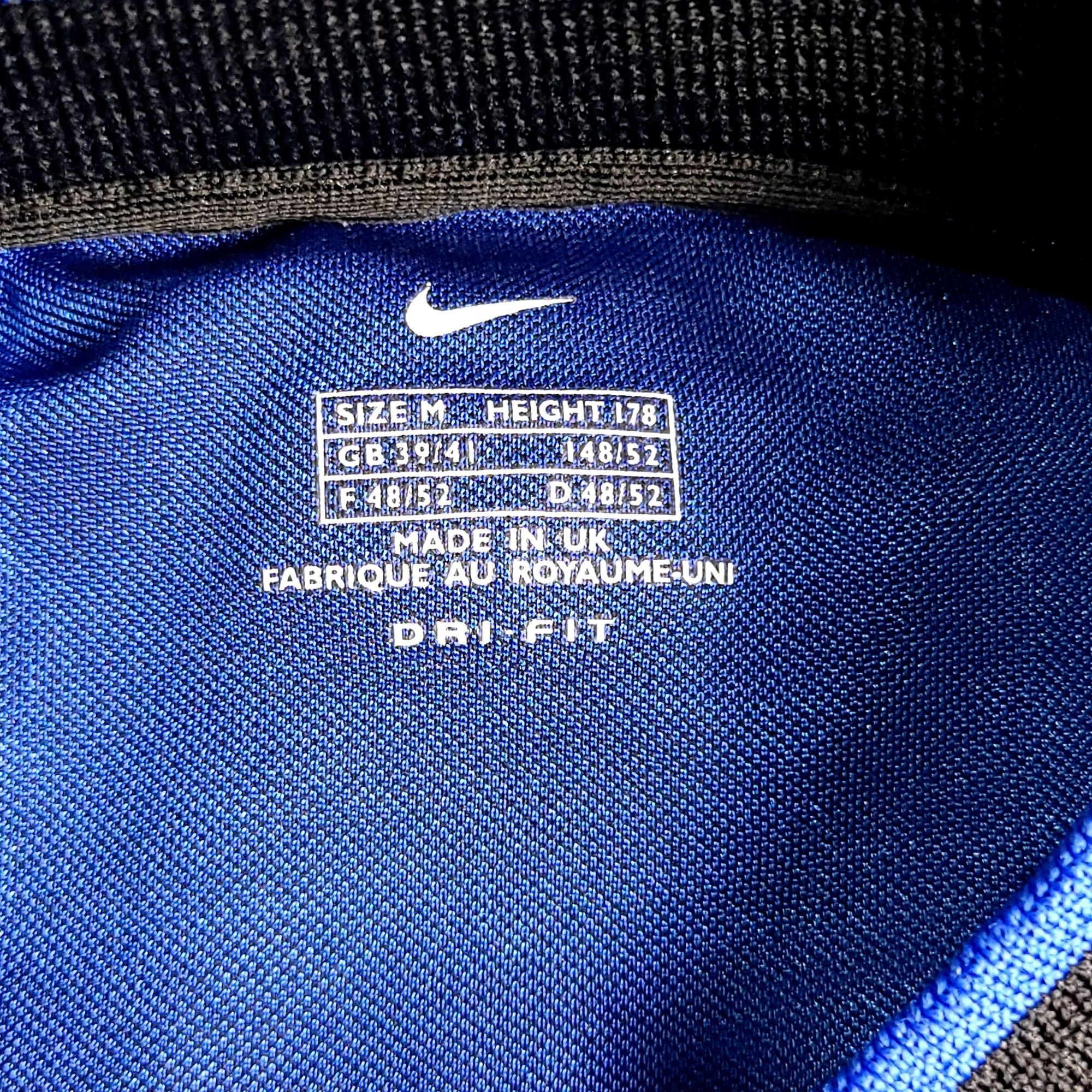 Nike Ronaldo Inter Milan 2000 2001 Home Soccer Jersey M Size US M / EU 48-50 / 2 - 6 Thumbnail