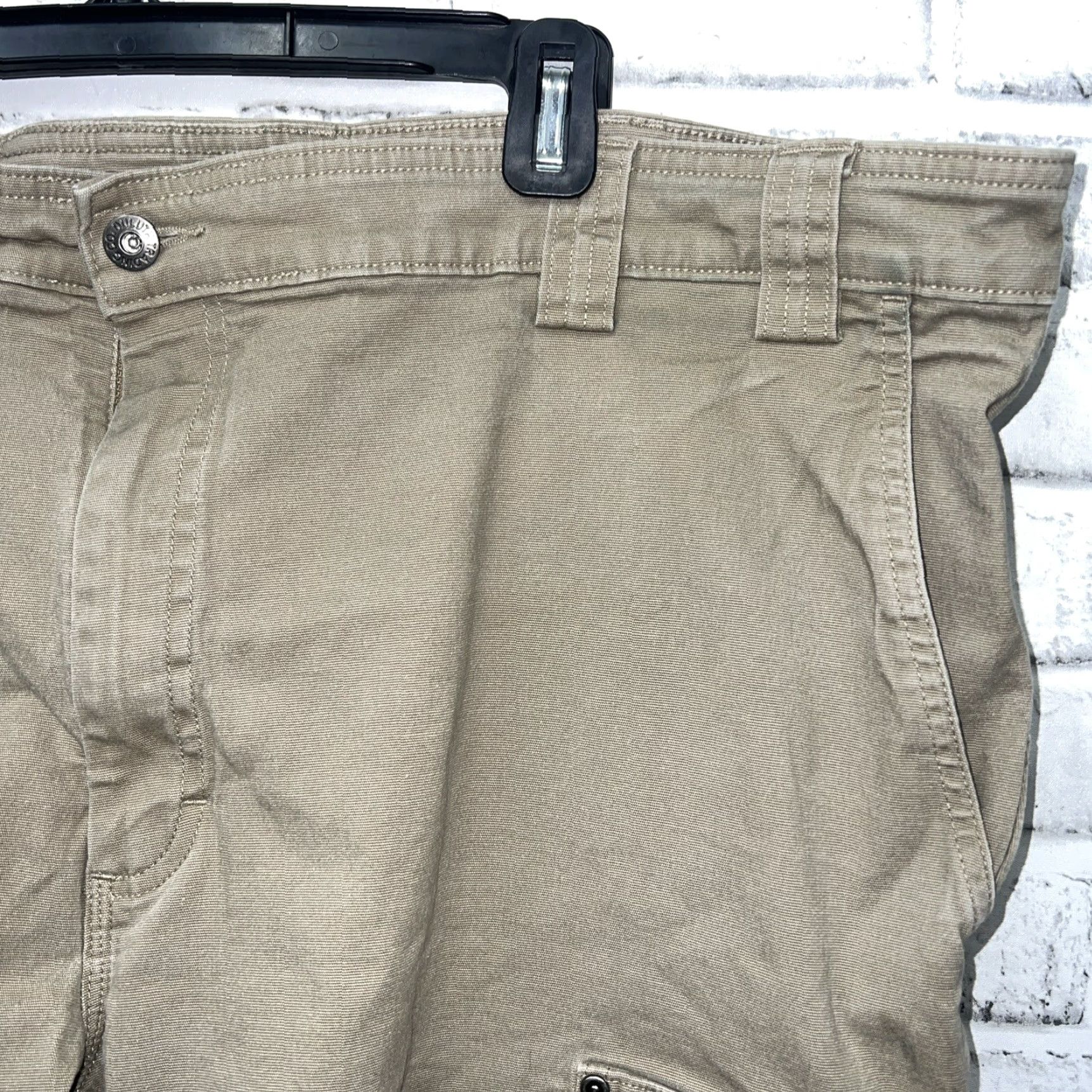 CO Duluth Cargo Shorts Mens Size 46 Beige Size US 30 / EU 46 - 2 Thumbnail