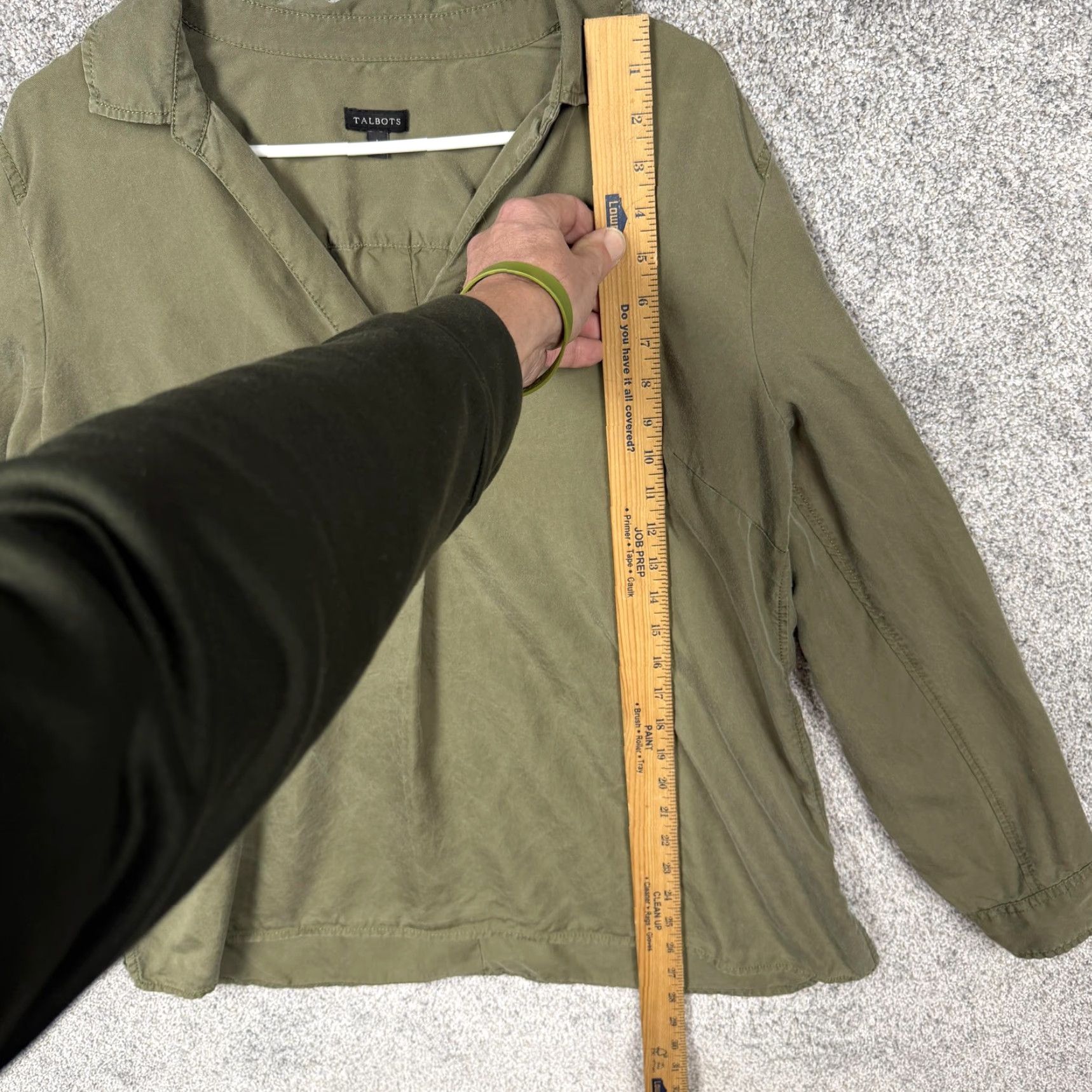 Talbots Talbots Blouse Women Large Green Collared Roll Tab Sleeve Coastal Earthy Minimalist Size L / US 10 / IT 46 - 2 Thumbnail