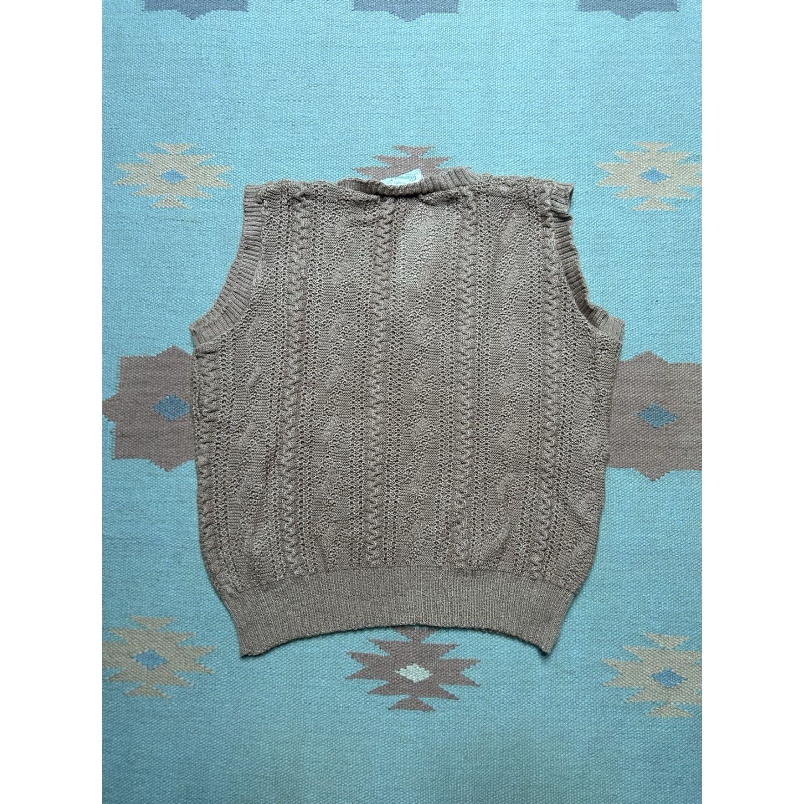 Vintage VINTAGE Glamour Knit Sweater Vest Beige Tan V-Neck Pullover Womens XL Acrylic Knit Sleeveless 70s Size XL / US 12-14 / IT 48-50 - 5 Thumbnail