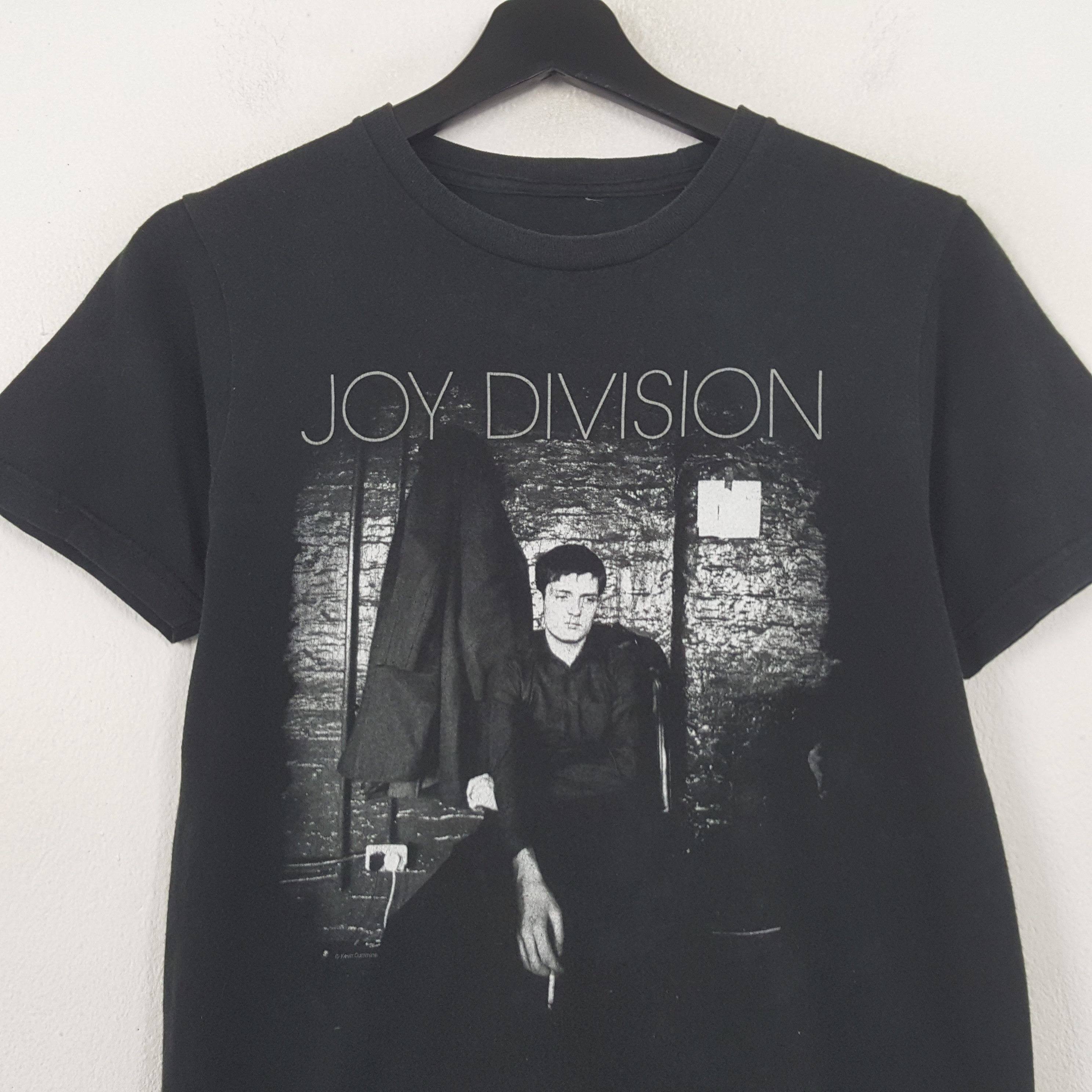 Band Tees Joy Division Rock Band Tshirt RR3 Size US XS / EU 42 / 0 - 2 Thumbnail