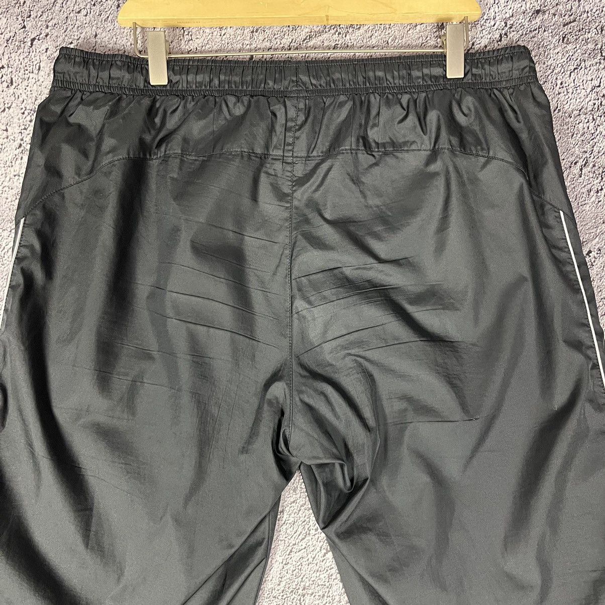 Nike × Vintage 🤖VINTAGE🤖 Nike Neylon Jogger Sport Pants Size US 34 / EU 50 - 13 Thumbnail