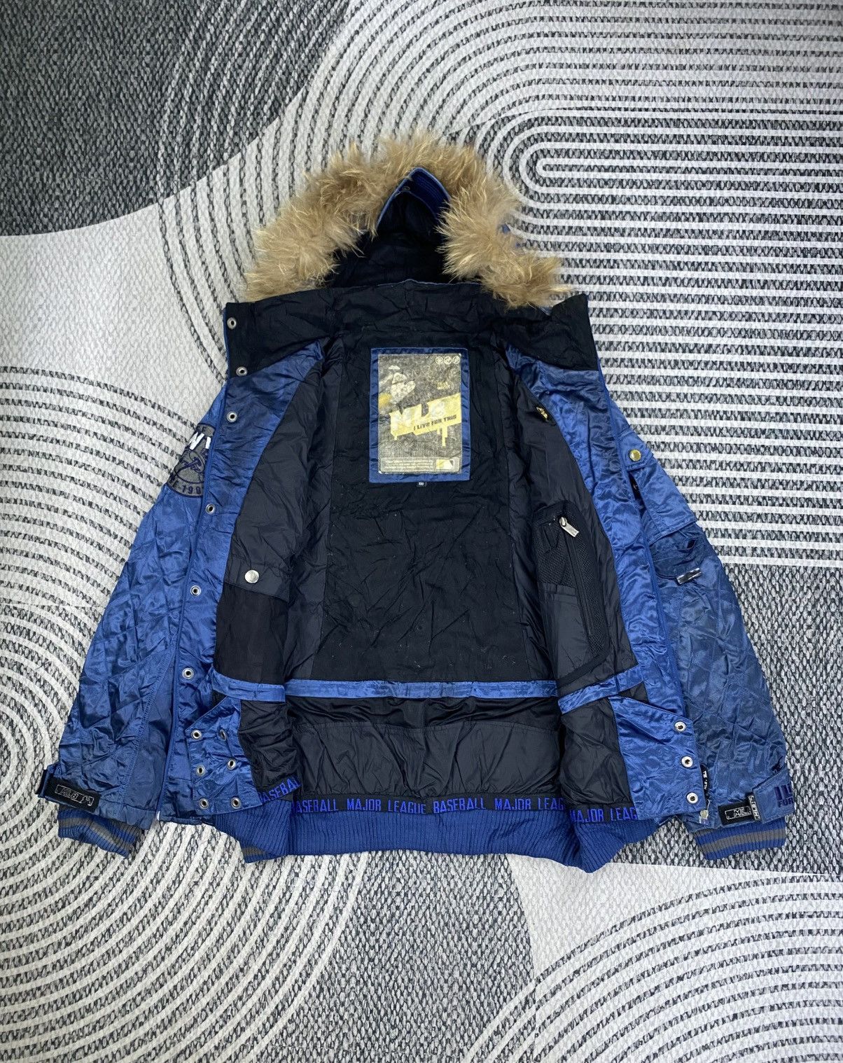 New York Yankees Vintage New York Yankees MLB Faux Fur Hoodie Jacket Size US L / EU 52-54 / 3 - 6 Thumbnail