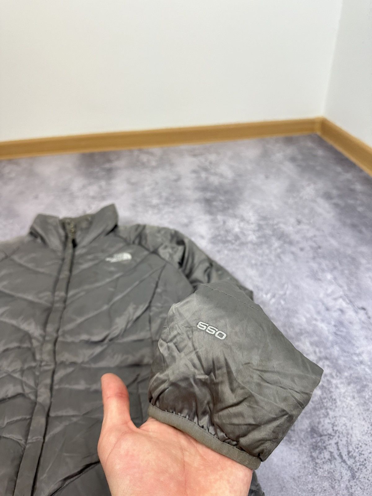 The North Face × Vintage Vintage The North Face 550 Down Nuptse Y2K Puffer Jacket Size S / US 4 / IT 40 - 4 Thumbnail