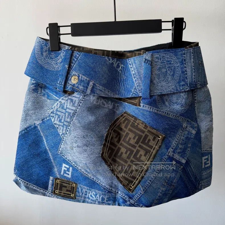 Versace Versace Co-branded letter-stitched denim skirt Size S / US 4 / IT 40 - 2 Thumbnail