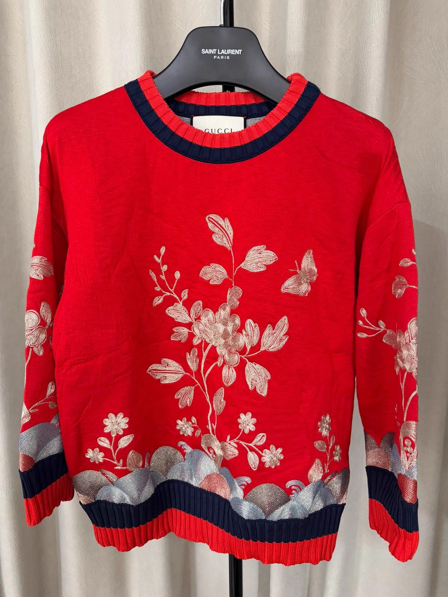Gucci Gucci Runway Red Gold Embroidered Cardigan XS Size XS / US 0-2 / IT 36-38 - 1 Thumbnail