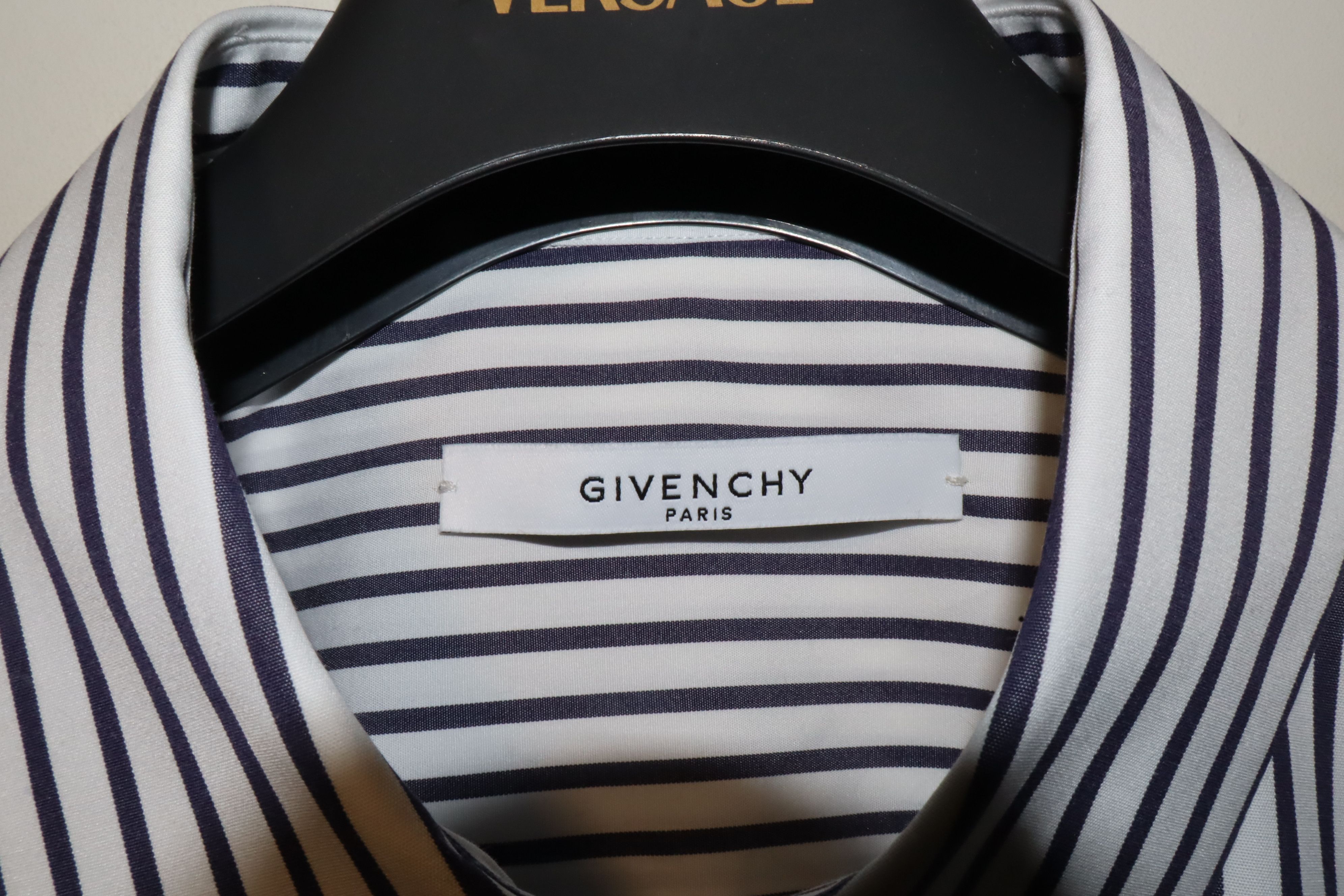 Givenchy Embroidered star shirt Size US M / EU 48-50 / 2 - 4 Thumbnail
