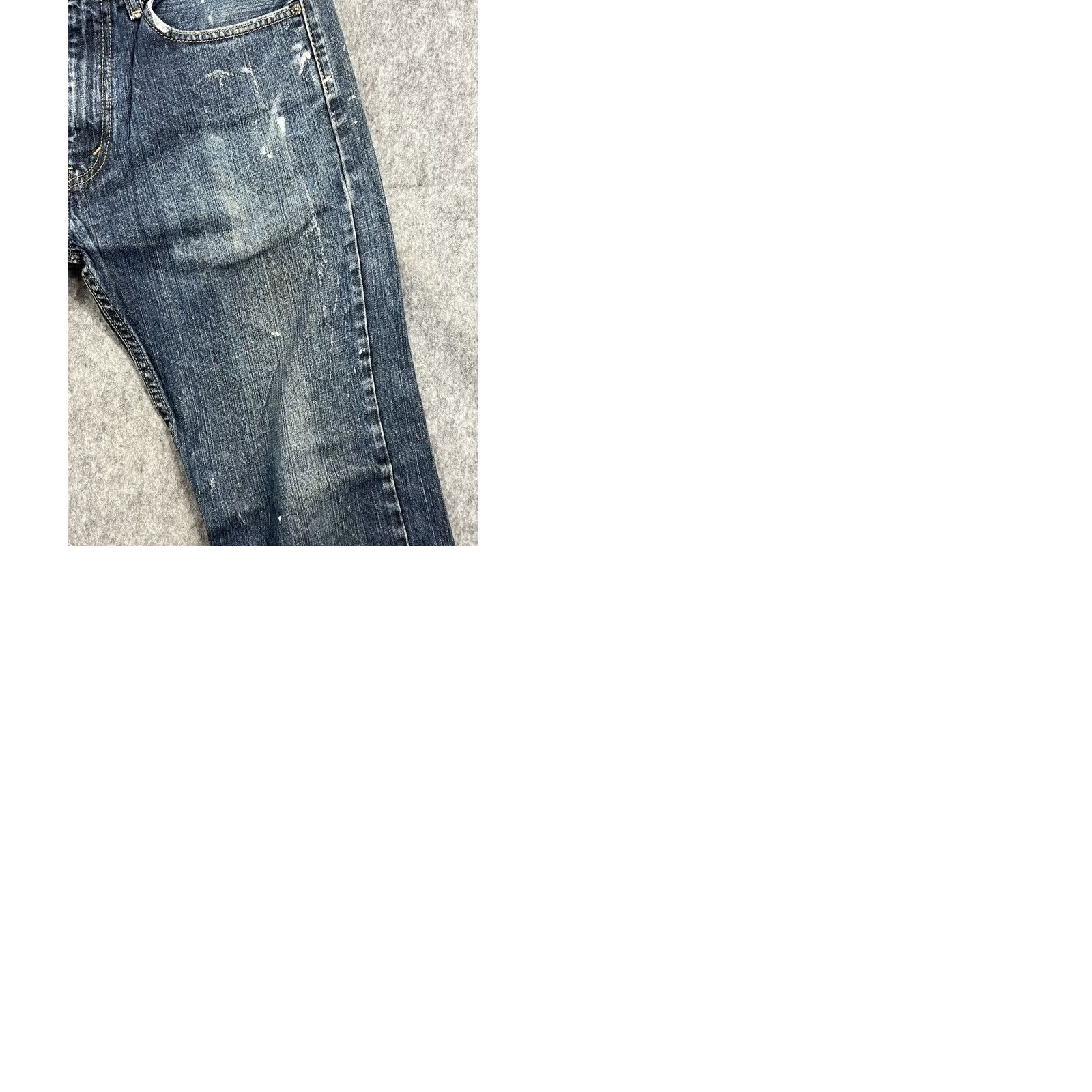 Levi's VINTAGE Levi's 505 Jeans Mens Regular Straight Distressed 31x32 Blue Denim USA 90s Grunge, Workwear, Grunge, USA Mens Size US 31 - 9 Thumbnail