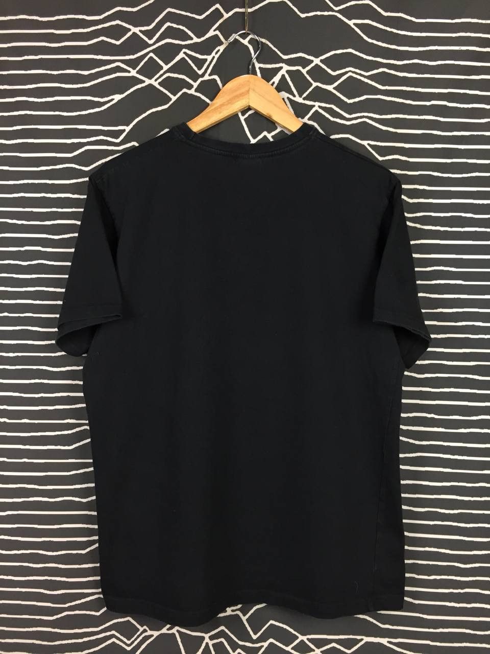 Vintage Vtg Fluke Box Logo Street Outdoor Wear Tee Size US XL / EU 56 / 4 - 4 Thumbnail