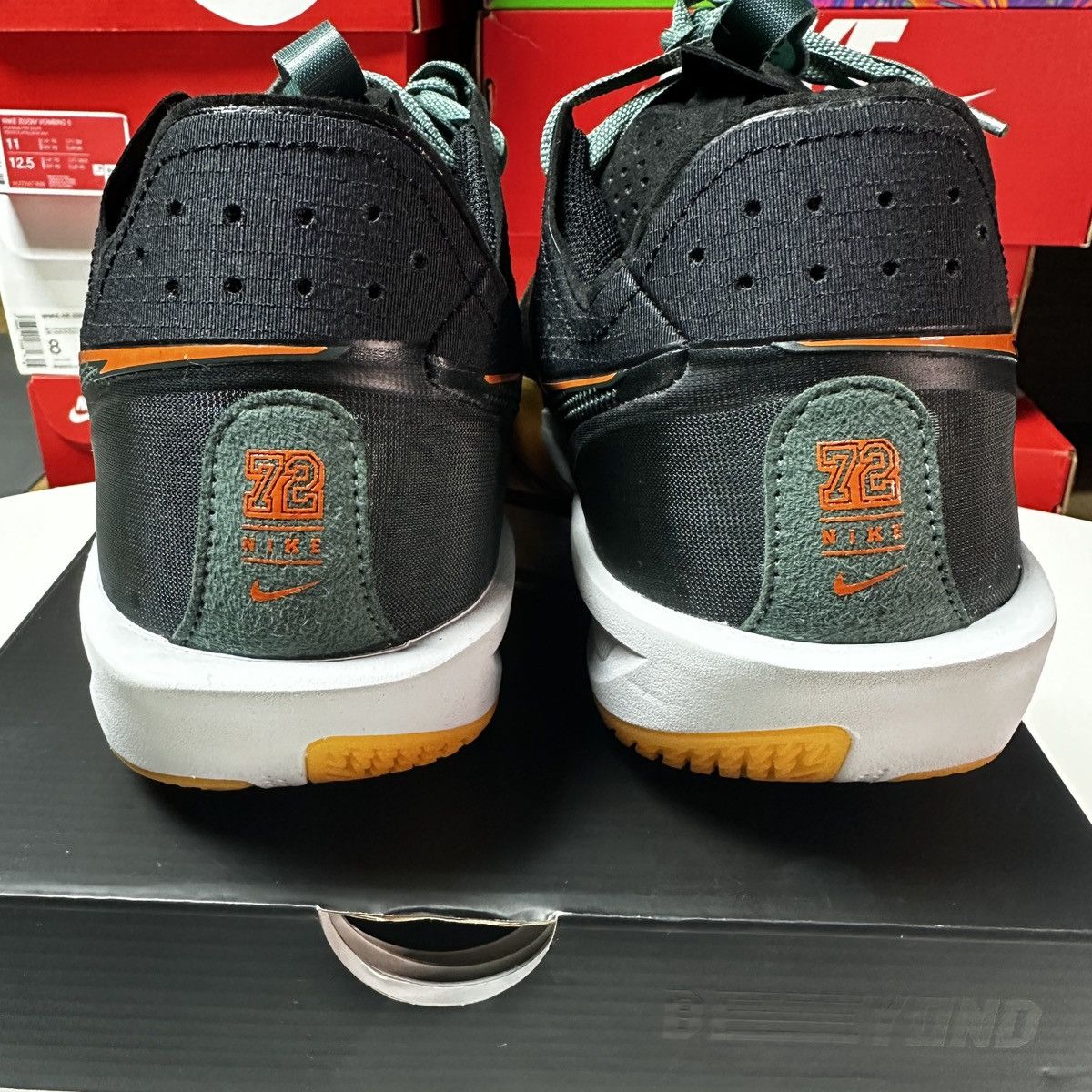 Nike NEW Size 10 US G.T. Cut 3 EP Black/Malachite-Vintage Green Size US 10 / EU 43 - 6 Thumbnail