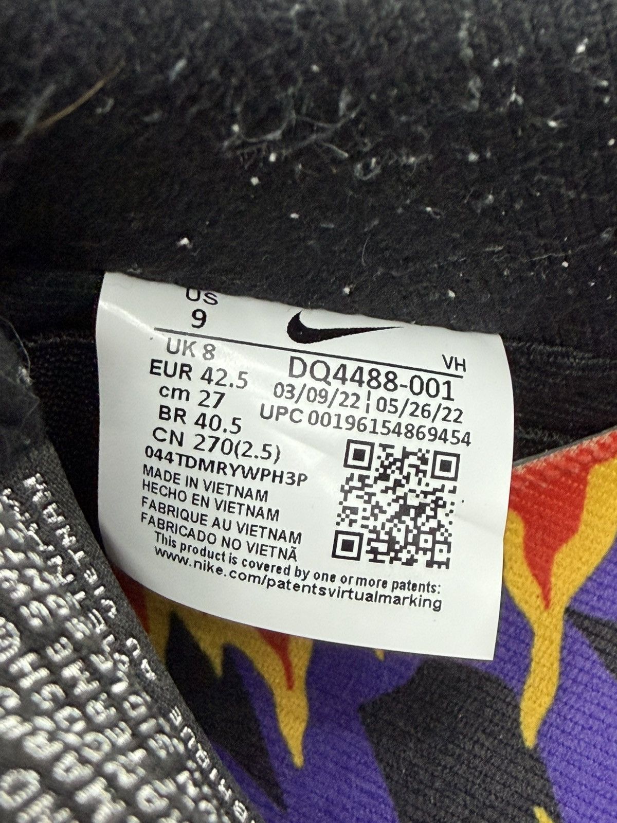 Nike Size 9 - Nike SB Dunk Low Neckface Size US 9 / EU 42 - 10 Thumbnail