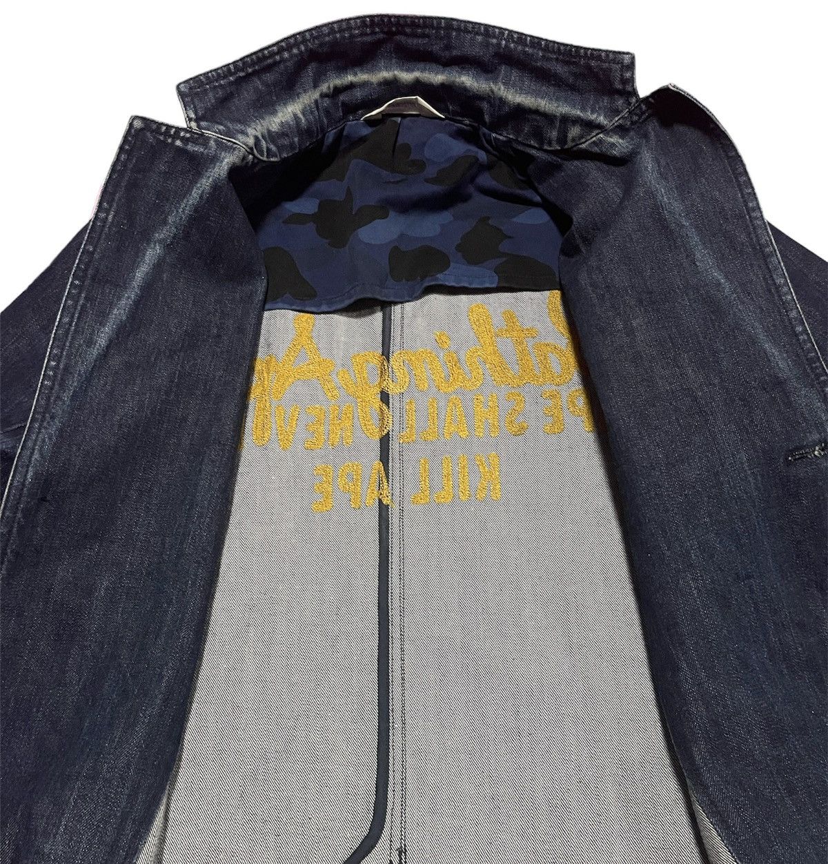 Bape 🔥RARE🔥A BATHING APE JACKET DENIM BIG LOGO JAPAN Size US M / EU 48-50 / 2 - 7 Thumbnail