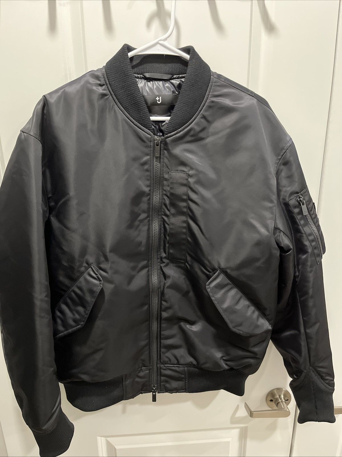 Uniqlo +J MA1 Bomber