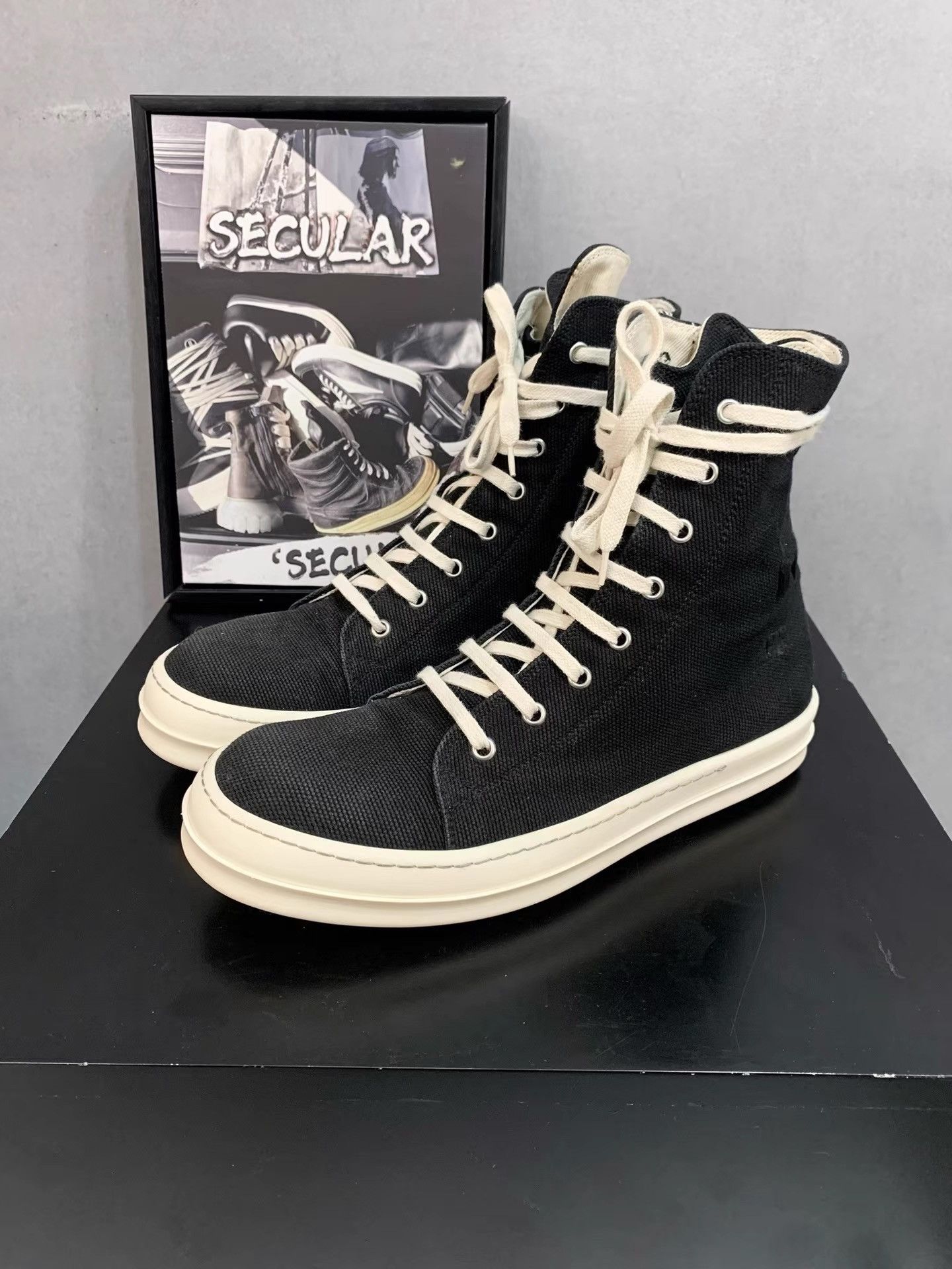 Rick Owens Rick Owens Black Canvas High Top Sneakers K34 Size US 8 / EU 41 - 1 Thumbnail