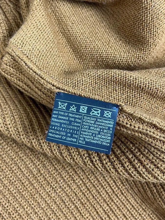 Salvatore Ferragamo Salvatore Ferragamo Camel Cashmere Python Leather Cardigan Size US S / EU 44-46 / 1 - 11 Thumbnail