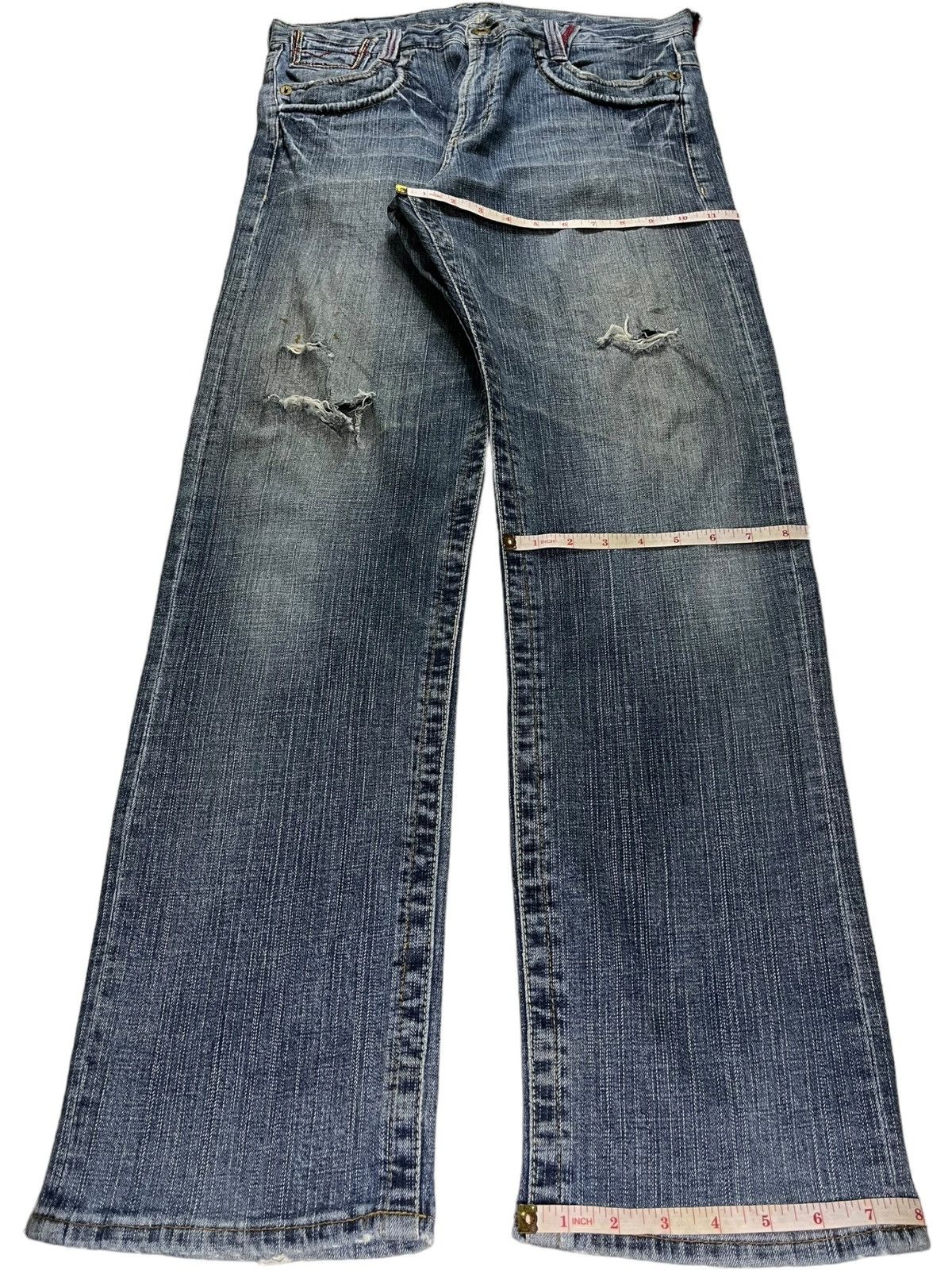 Japanese Brand Vintage Japanese Brand Buckle Back Distressed Loose Jeans Size US 34 / EU 50 - 13 Thumbnail