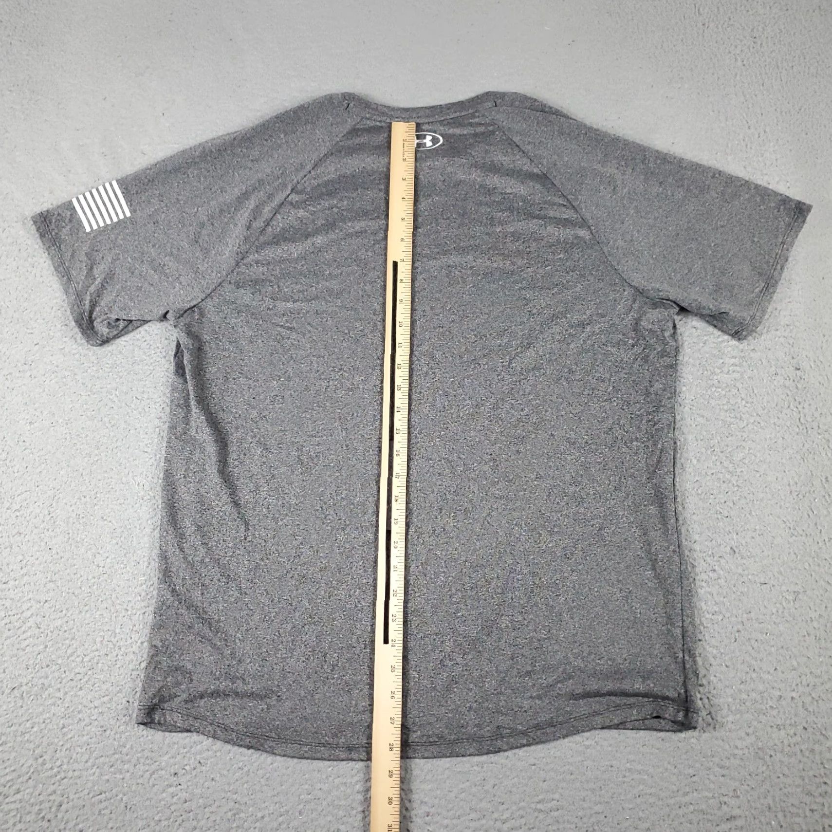 Under Armour Under Armour T Shirt Mens XL Gray Active Gym Work Out Short Sleeve Size US XL / EU 56 / 4 - 5 Thumbnail