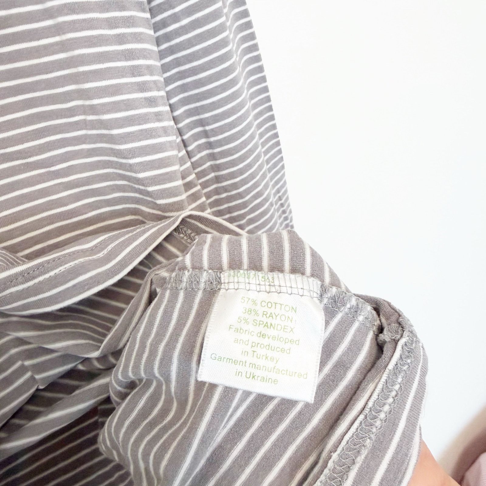 Other Garnet Hill Gray White Striped Turtleneck Sz M Size M / US 6-8 / IT 42-44 - 3 Thumbnail