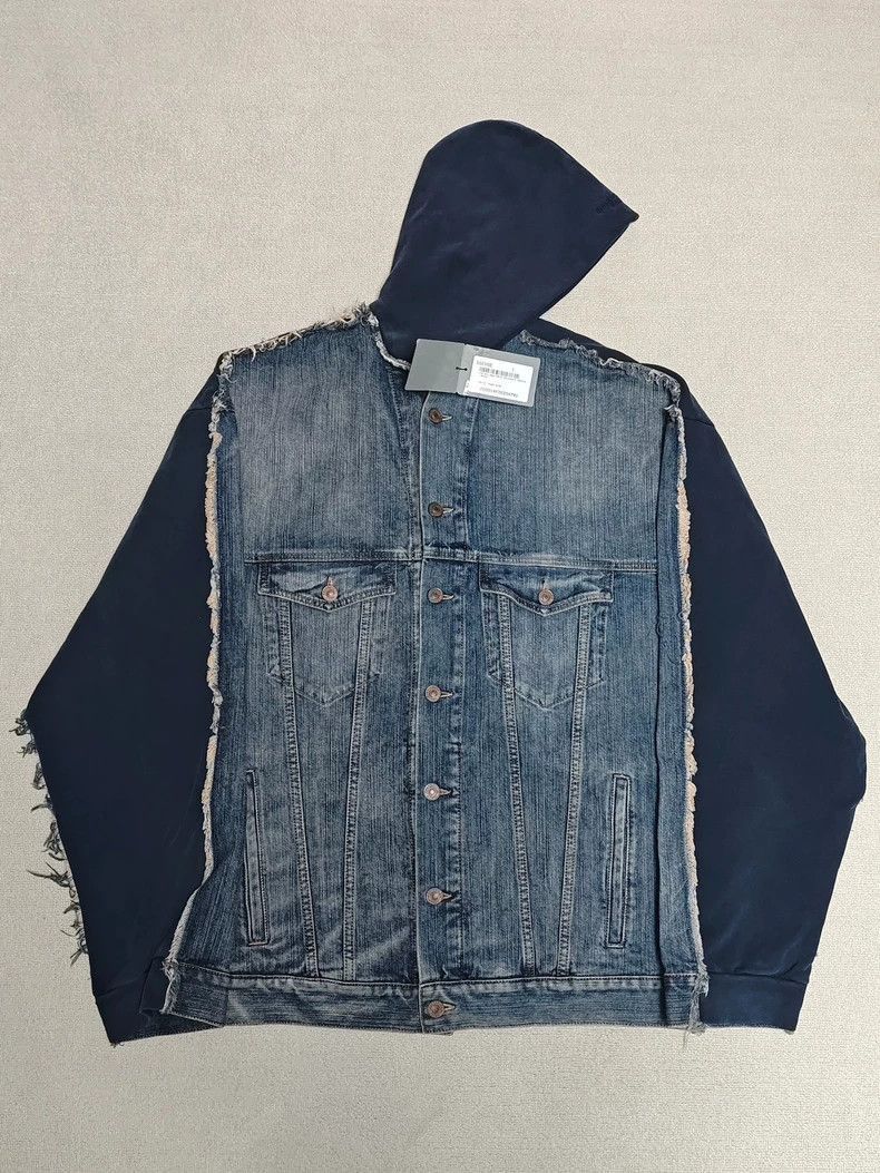 Balenciaga Balenciaga 23FW patchwork denim distressed dyed denim hoode Size US S / EU 44-46 / 1 - 1 Thumbnail