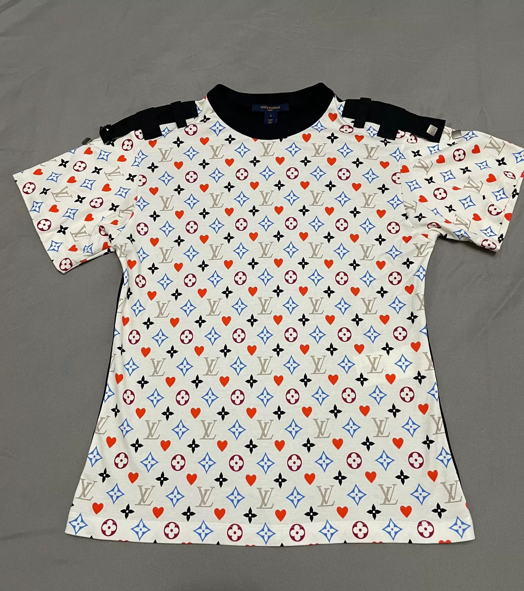 Louis Vuitton Louis Vuitton Short-Sleeve All-Over Print Top Size S / US 4 / IT 40 - 1 Thumbnail