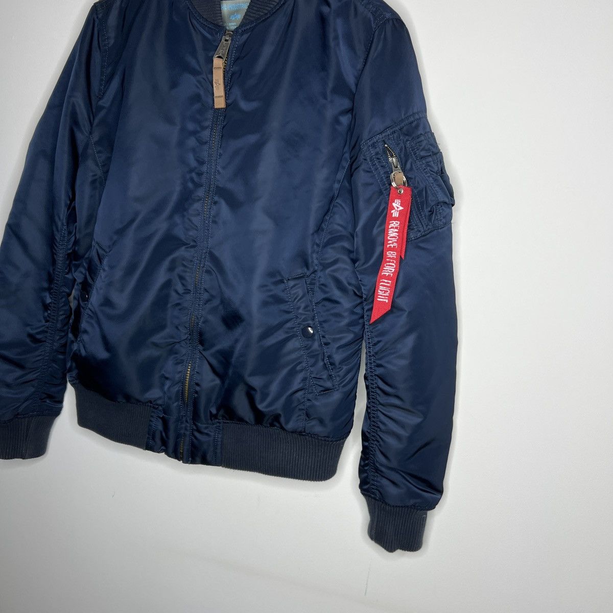 Alpha Industries Alpha Industries Bomber Jacket MA-1 Navy Nylon M size Size US M / EU 48-50 / 2 - 2 Thumbnail