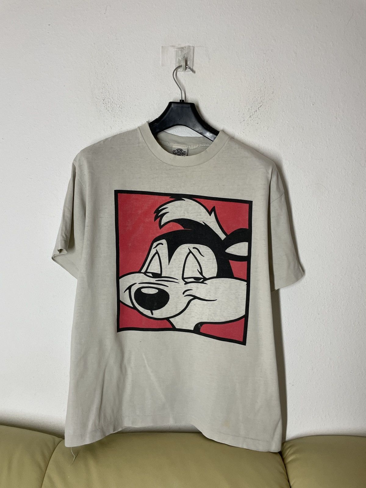 Warner Bros Vintage 1991 warner Bros Pepe Le Pew T shirt Size US XL / EU 56 / 4 - 1 Thumbnail
