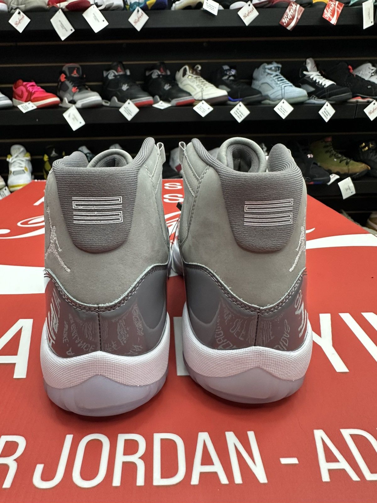 Jordan Brand Air Jordan 11 Cool Grey Size 10 Size US 10 / EU 43 - 5 Thumbnail