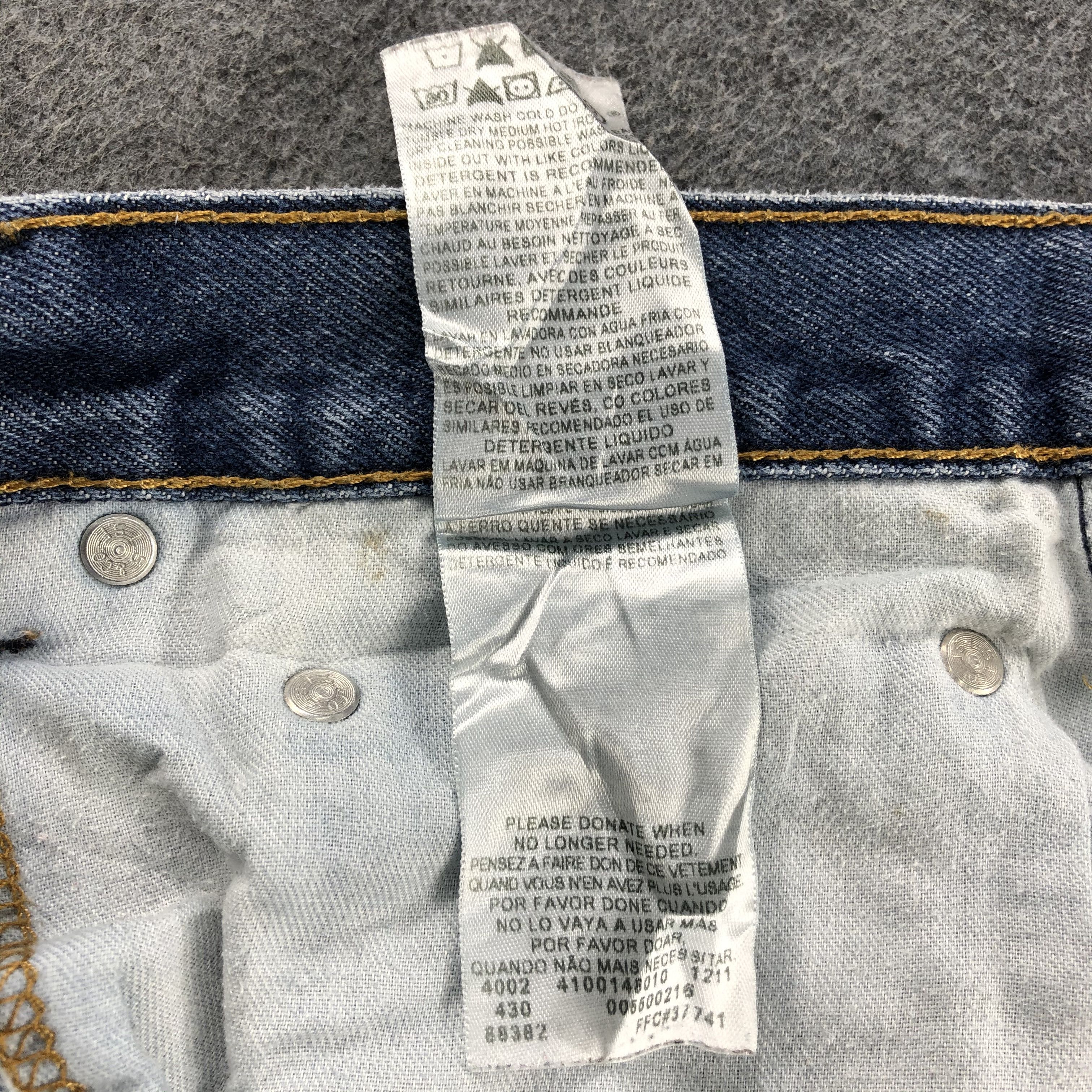 Levi's Vintage Blue Wash Levis 550 Jeans-J2061 Size US 37 - 15 Thumbnail