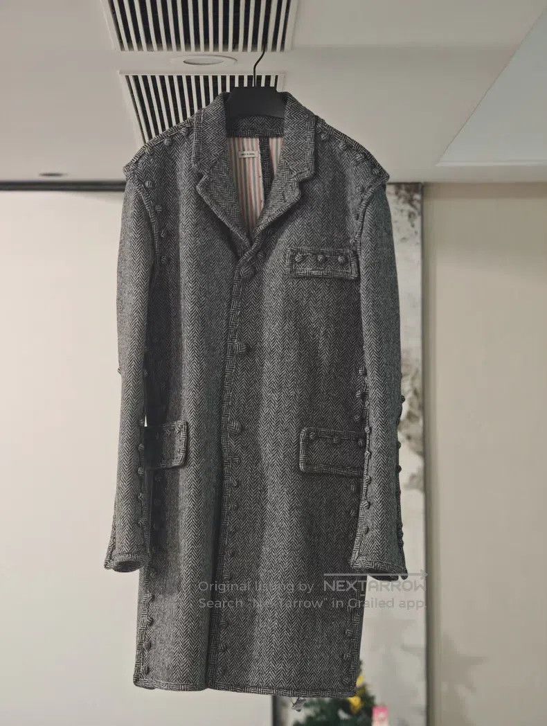 Thom Browne Thom Browne Runway style fully buttoned woolen overcoat Size US L / EU 52-54 / 3 - 1 Thumbnail